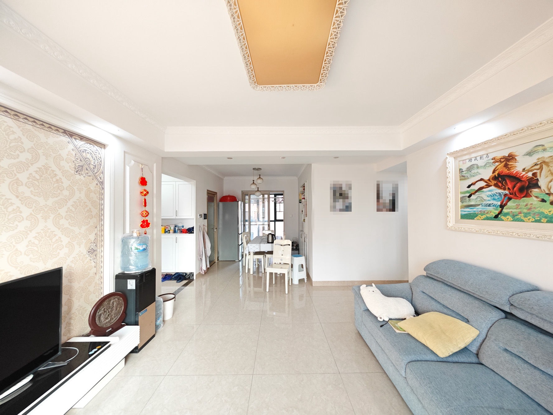 博长山水香颐  4室2厅2卫    93.8万 博长山水香颐  4室2厅2卫    93.8万客厅