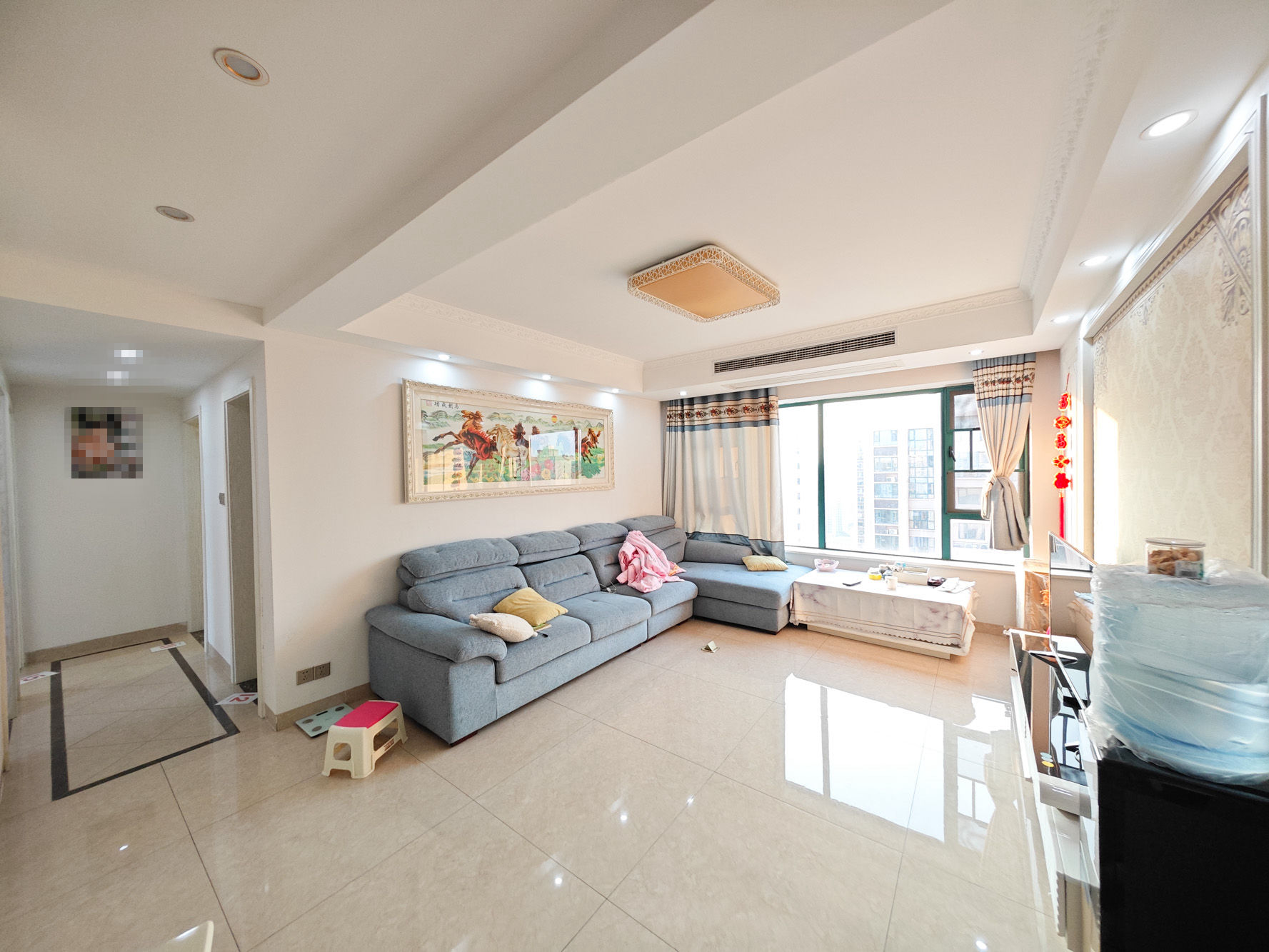 博长山水香颐  4室2厅2卫    93.8万 博长山水香颐  4室2厅2卫    93.8万客厅