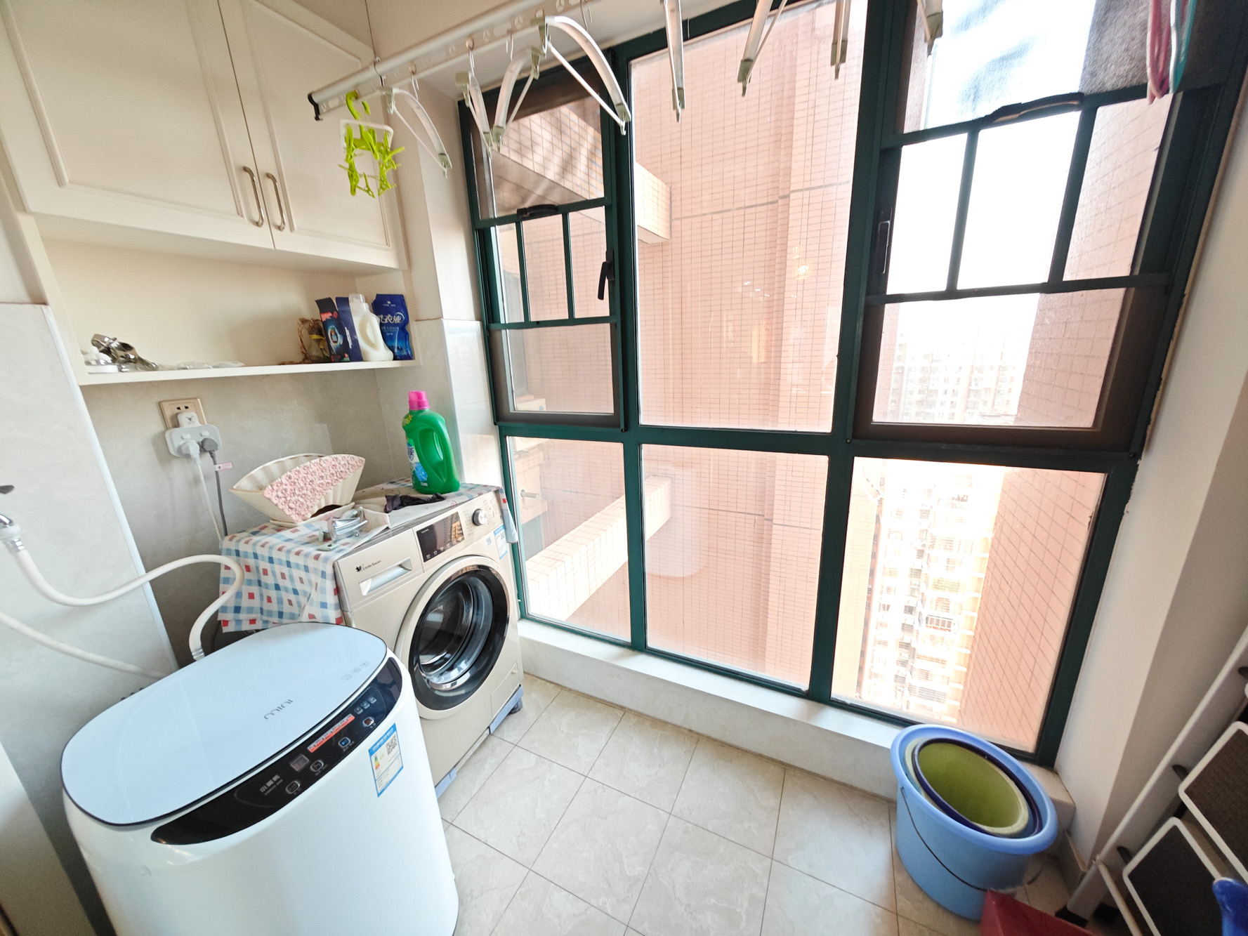 博长山水香颐  4室2厅2卫    93.8万 博长山水香颐  4室2厅2卫    93.8万阳台