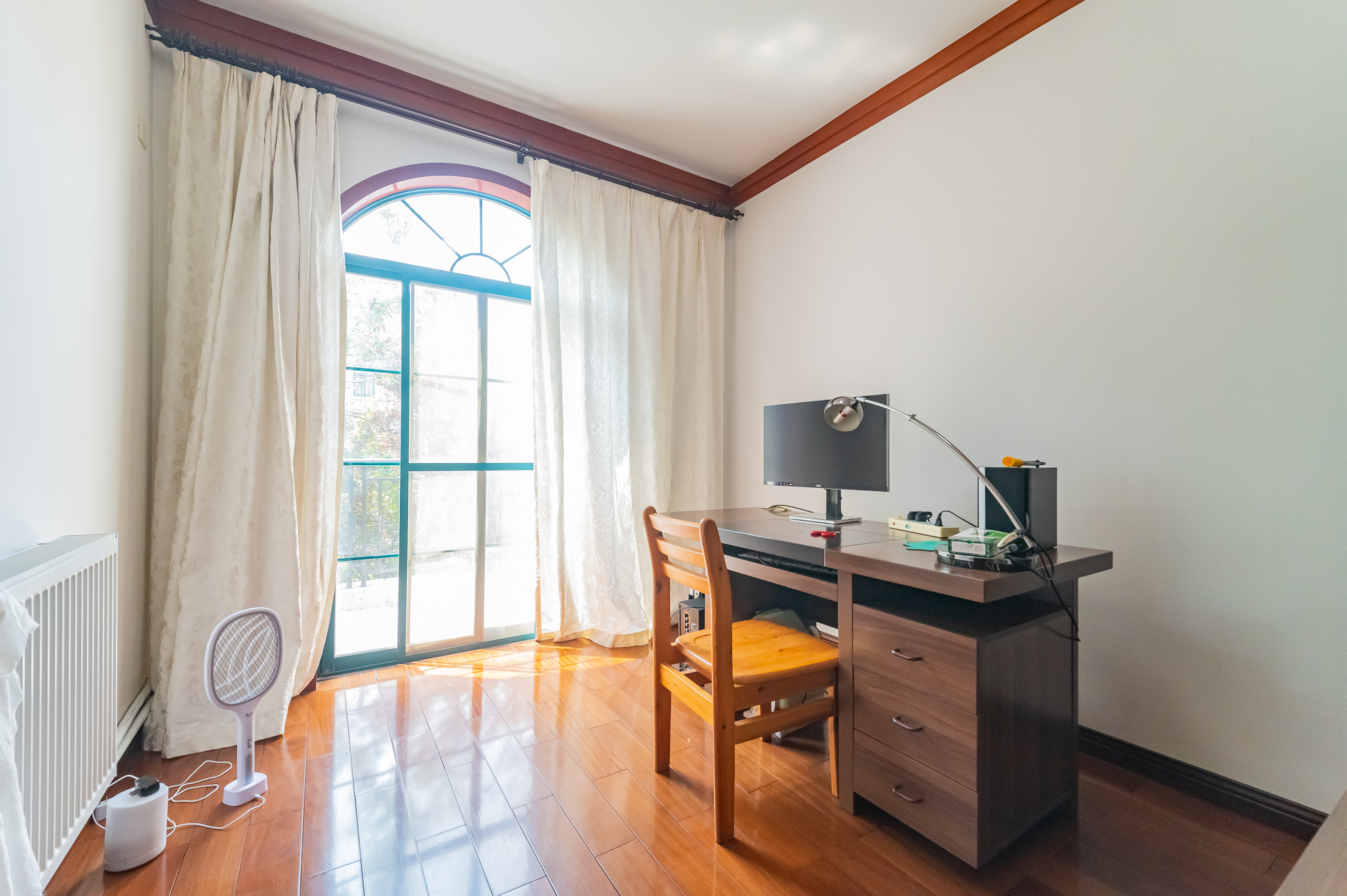 山水芙蓉国际新城  5室2厅3卫    366.8万 山水芙蓉国际新城  5室2厅3卫    366.8万卧室