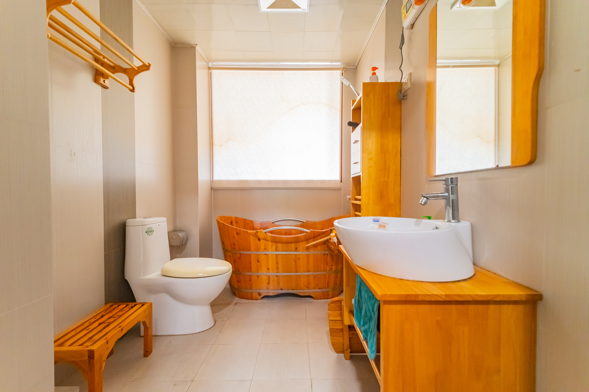 山水芙蓉国际新城  5室2厅3卫    366.8万 山水芙蓉国际新城  5室2厅3卫    366.8万卫生间