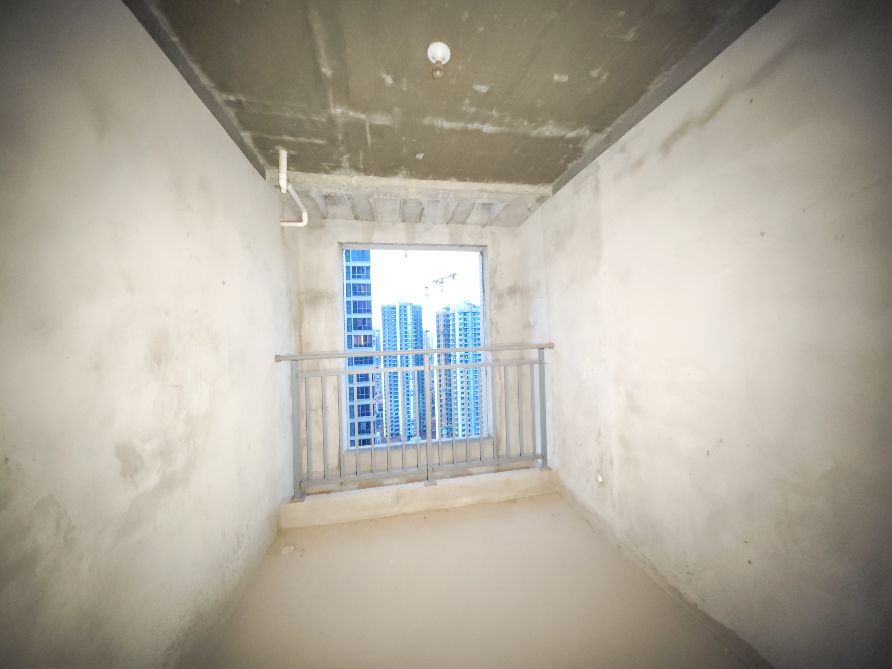 碧桂园南城首府(东宸林海) 4室2厅2卫 80.0万 碧桂园南城首府(东宸林海) 4室2厅2卫 80.0万卧室