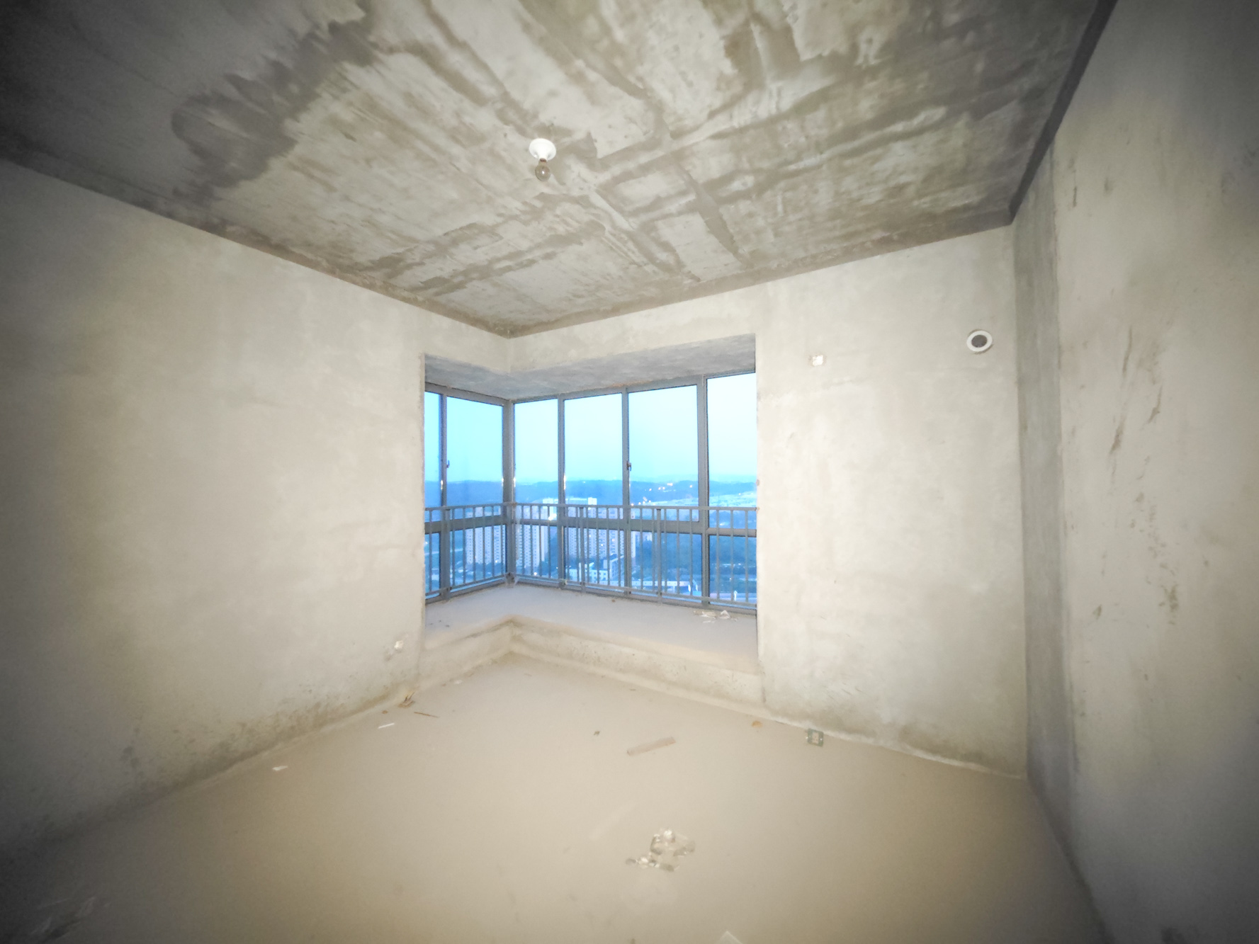 碧桂园南城首府(东宸林海) 4室2厅2卫 80.0万 碧桂园南城首府(东宸林海) 4室2厅2卫 80.0万卧室