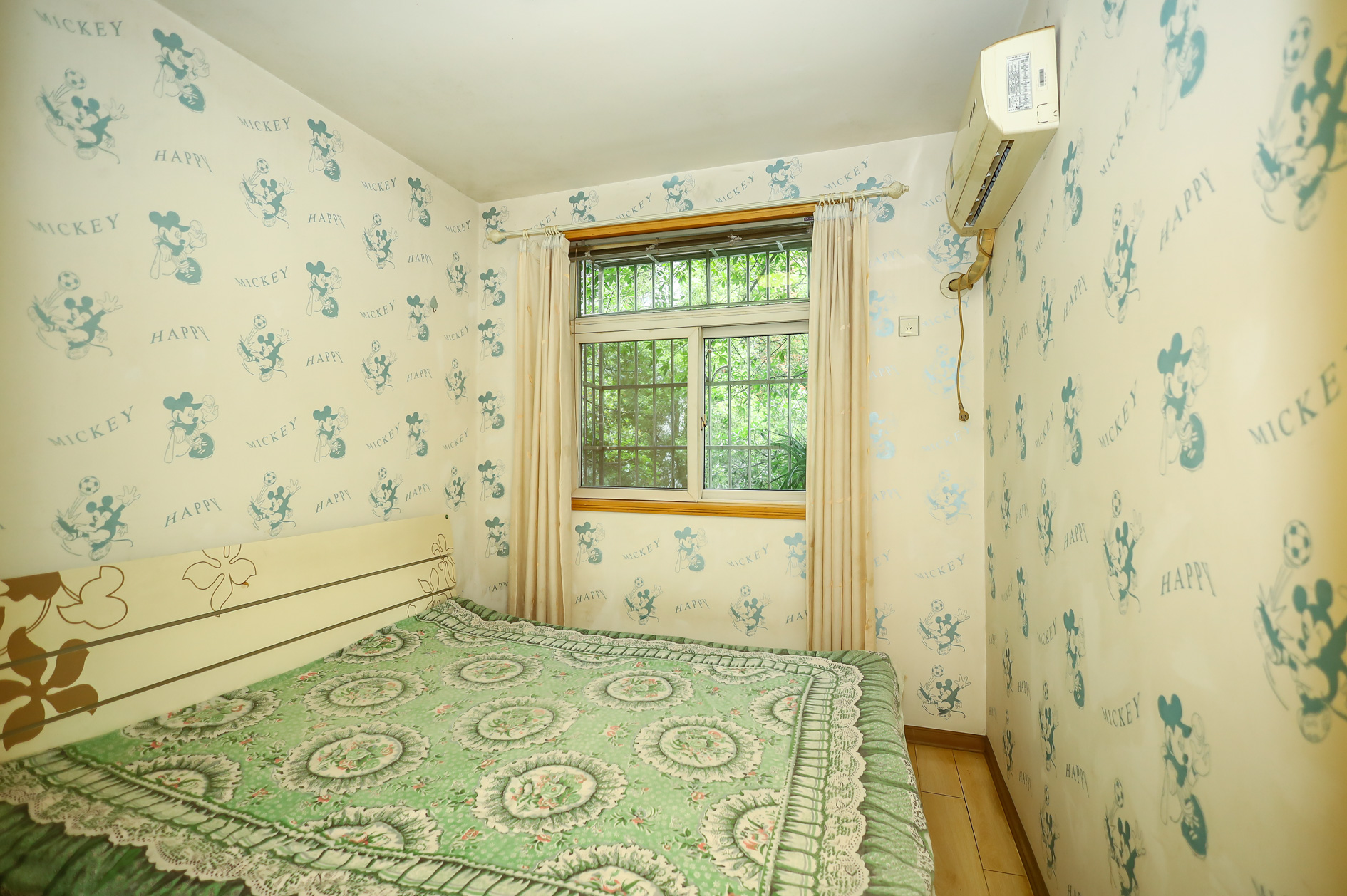 湘瑞家园 3室2厅1卫 42.8万 湘瑞家园 3室2厅1卫 42.8万卧室