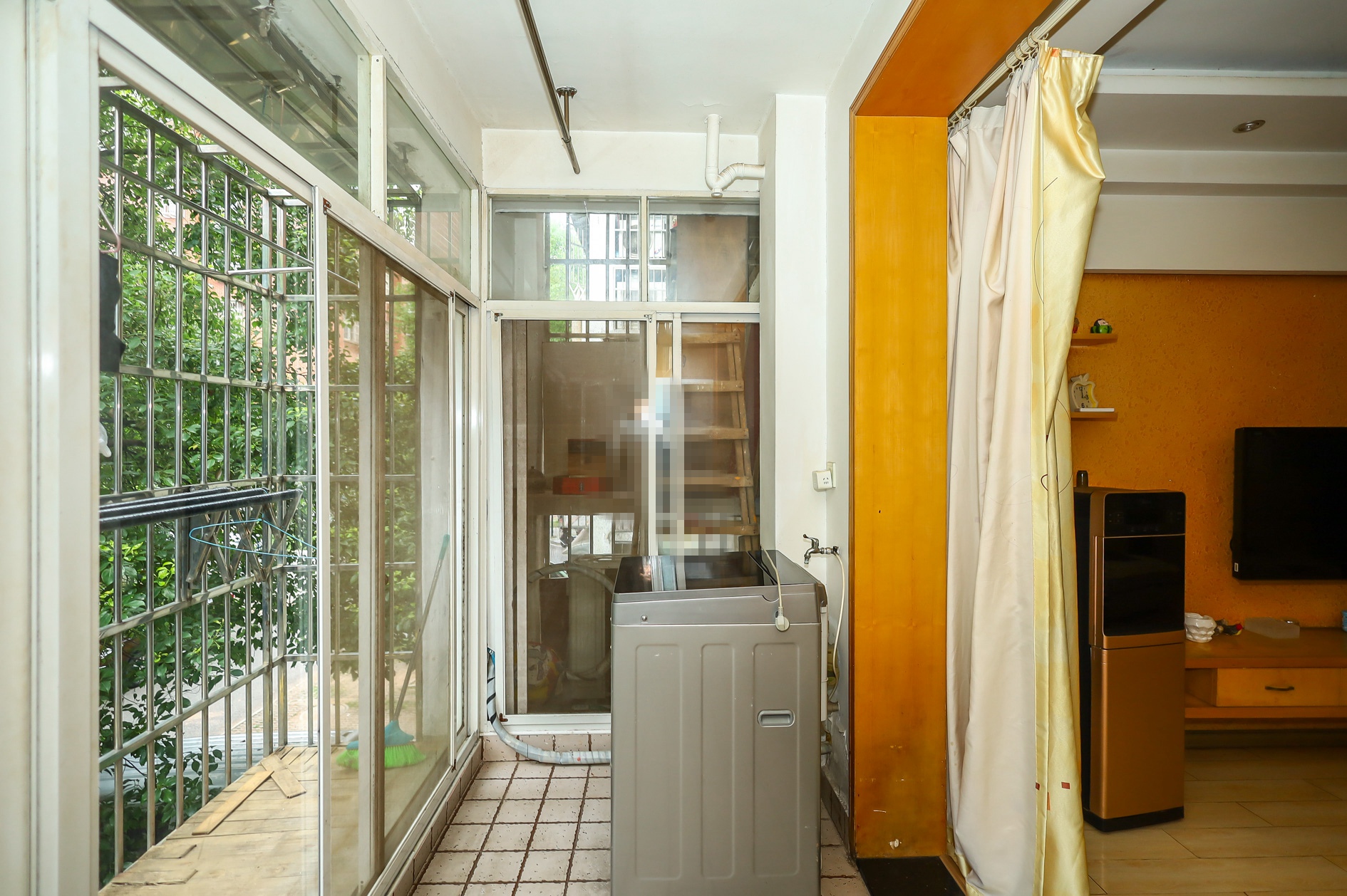 湘瑞家园 3室2厅1卫 42.8万 湘瑞家园 3室2厅1卫 42.8万阳台