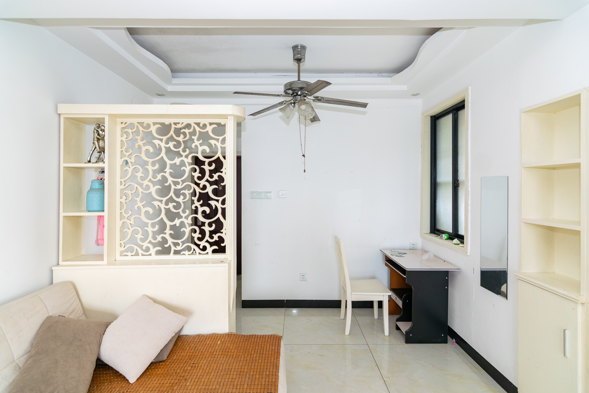 金富星城  2室2厅1卫    42.8万客厅