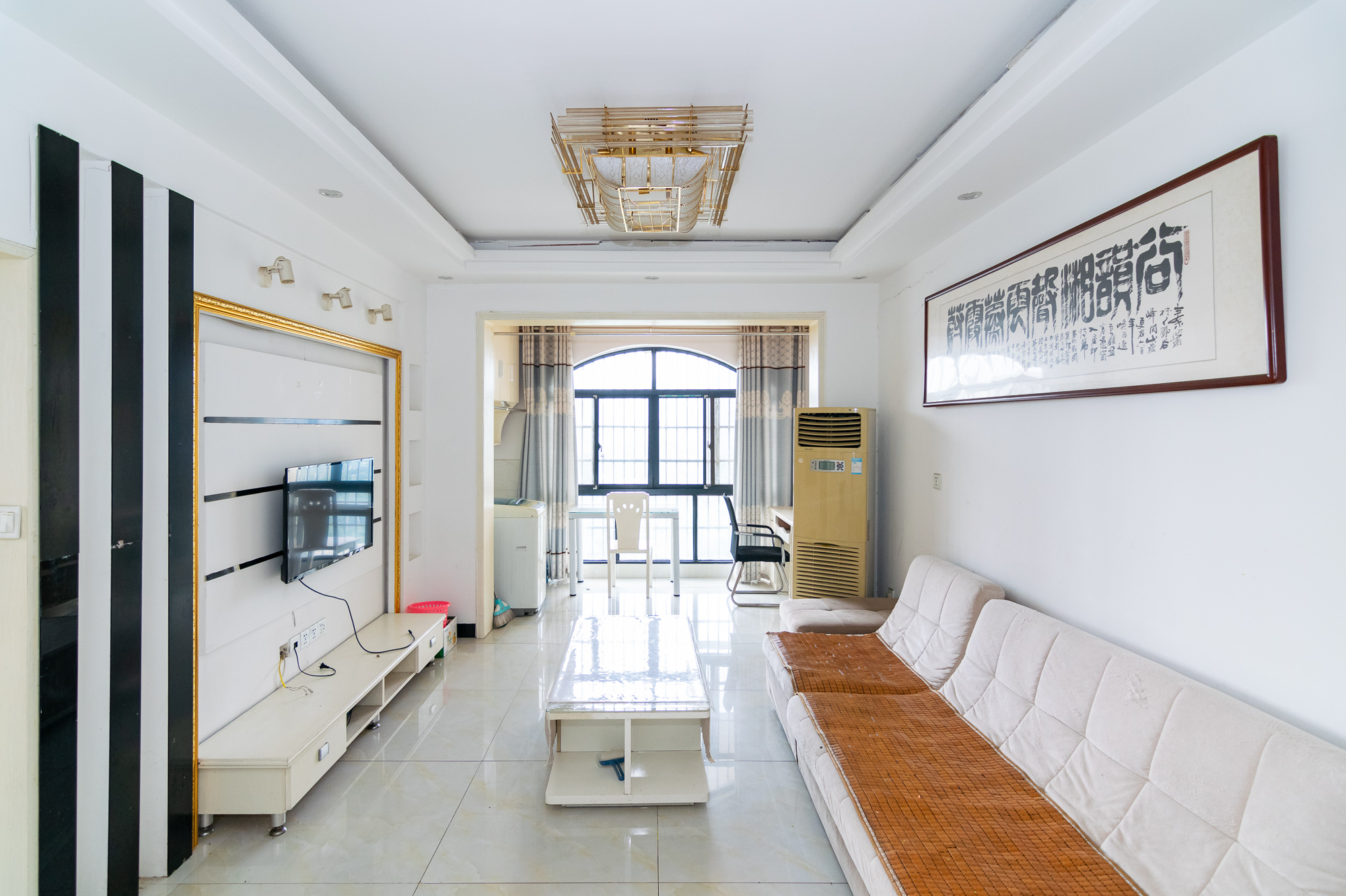 金富星城 2室2厅1卫 42.8万 金富星城 2室2厅1卫 42.8万客厅