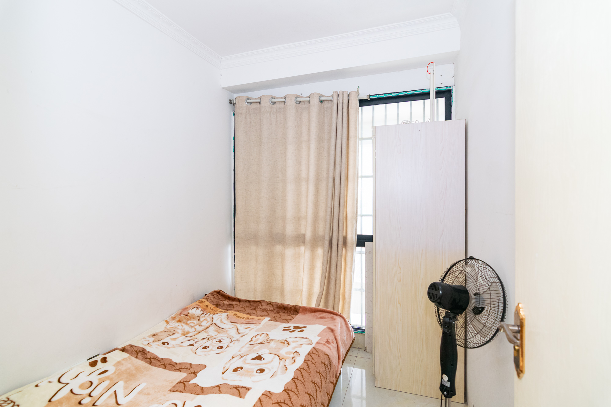 金富星城  2室2厅1卫    42.8万卧室