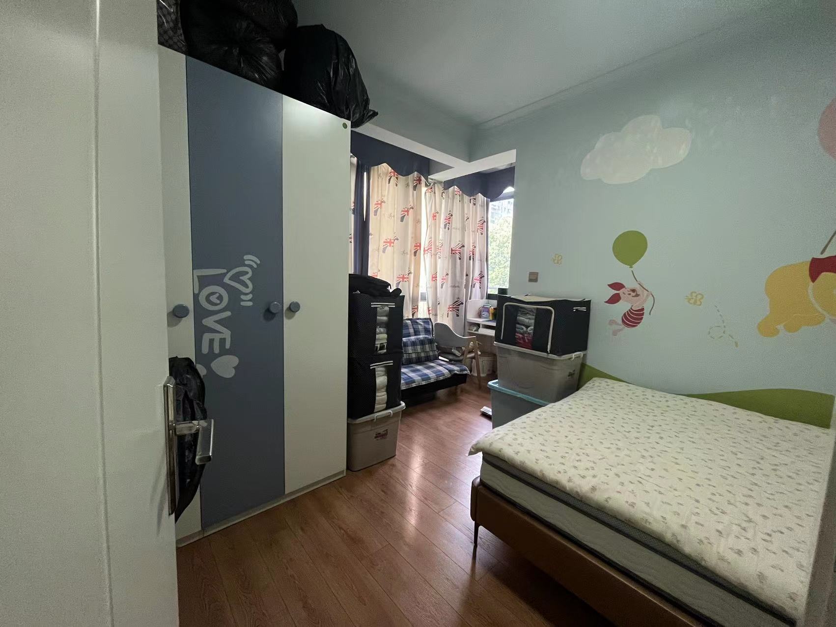 山水文园 4室2厅2卫 82.8万 山水文园 4室2厅2卫 82.8万室内图