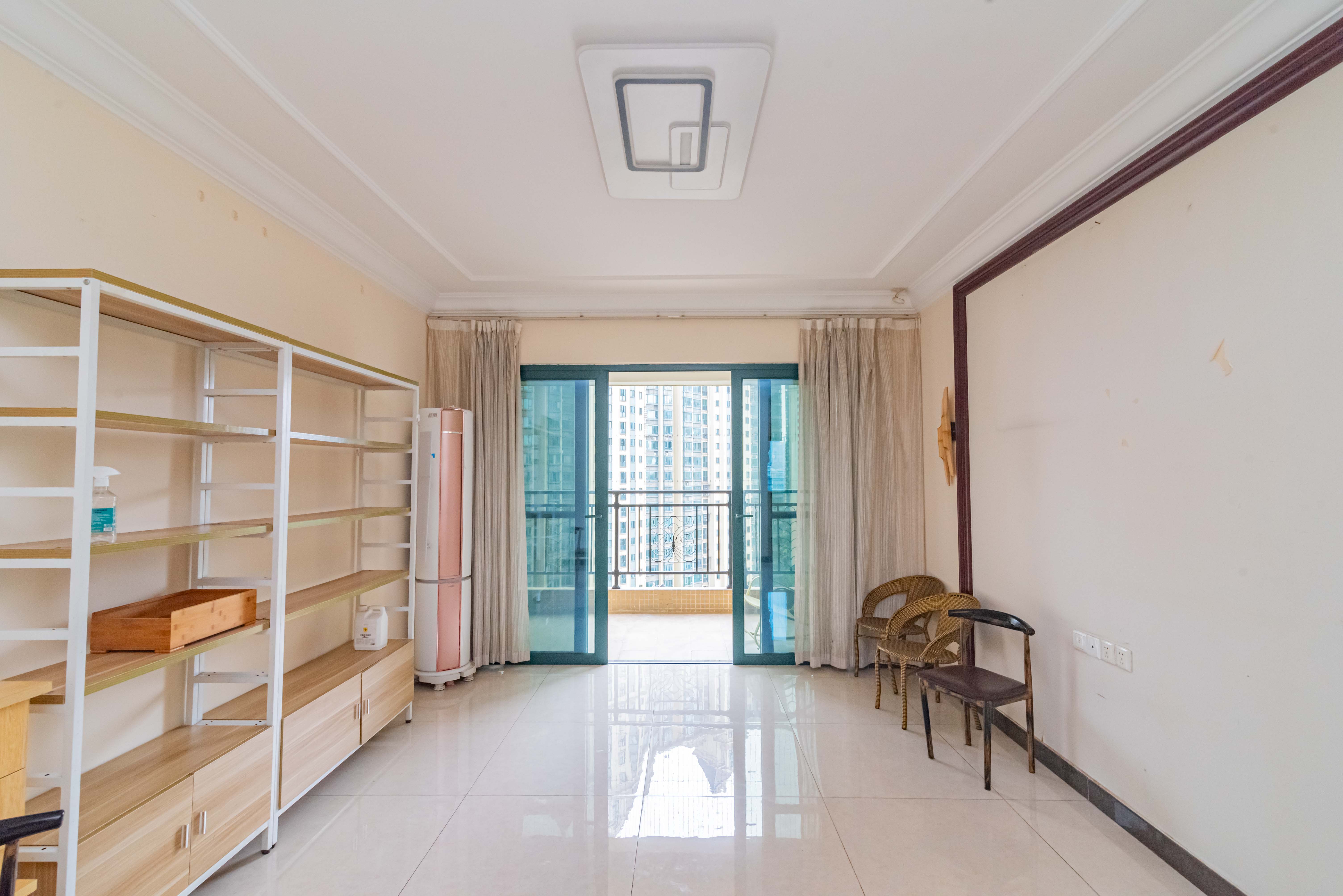 恒大雅苑  3室2厅2卫    123.0万 恒大雅苑  3室2厅2卫    123.0万