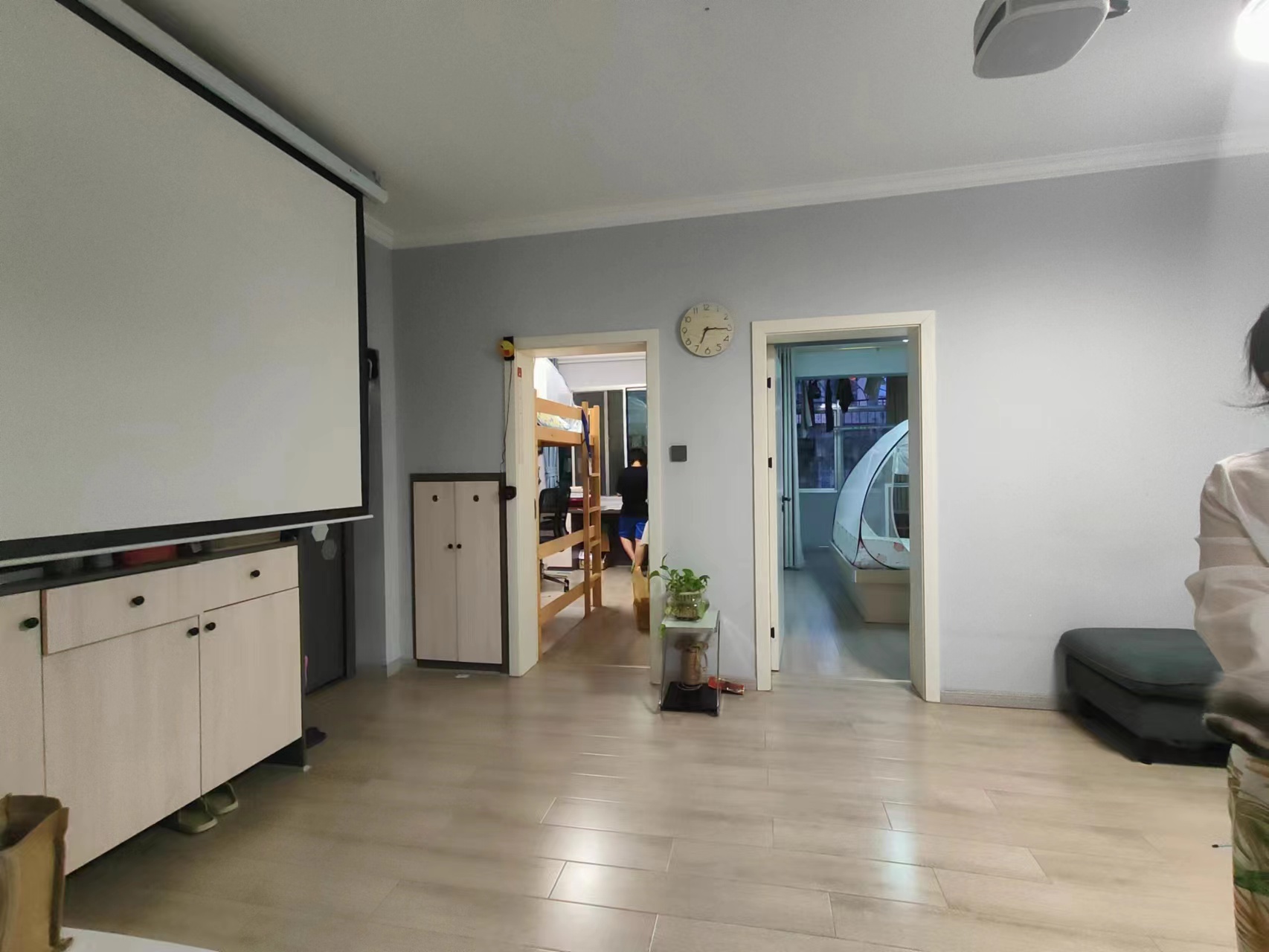 滨江一村  2室2厅1卫    35.0万 滨江一村  2室2厅1卫    35.0万室内图