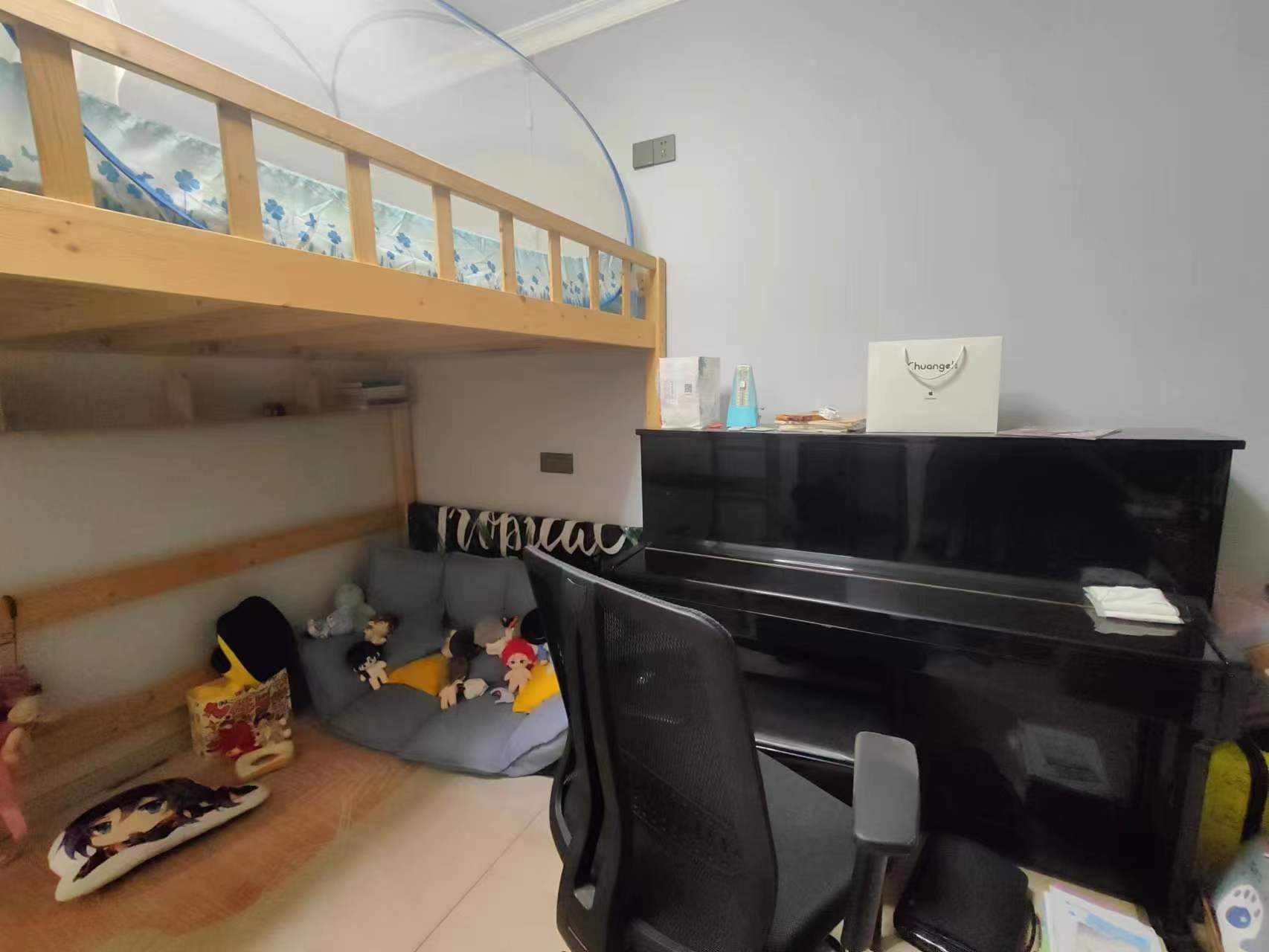 滨江一村  2室2厅1卫    35.0万 滨江一村  2室2厅1卫    35.0万室内图