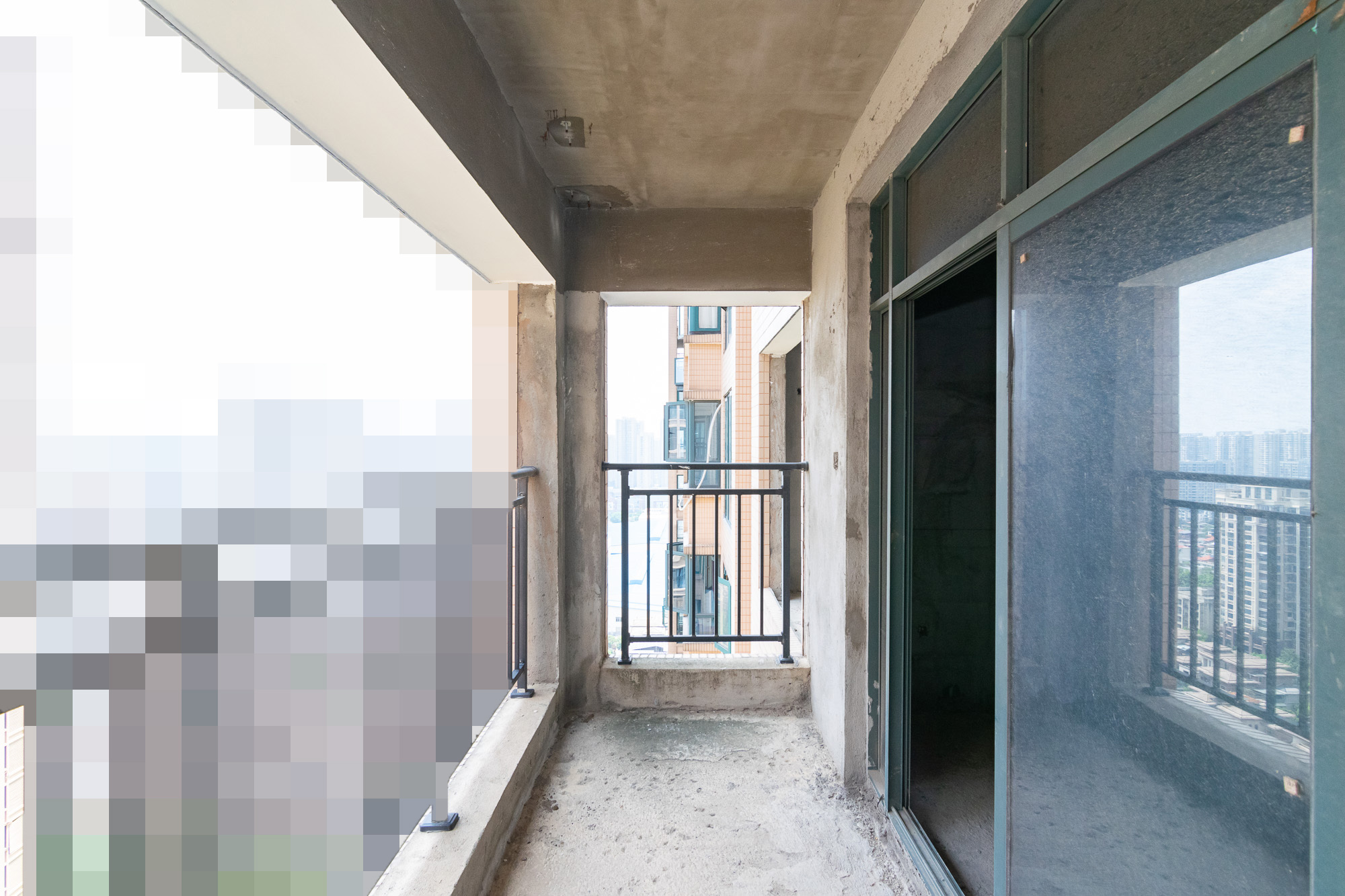 金湘苑（星澜之悦）  4室2厅2卫    86.0万阳台