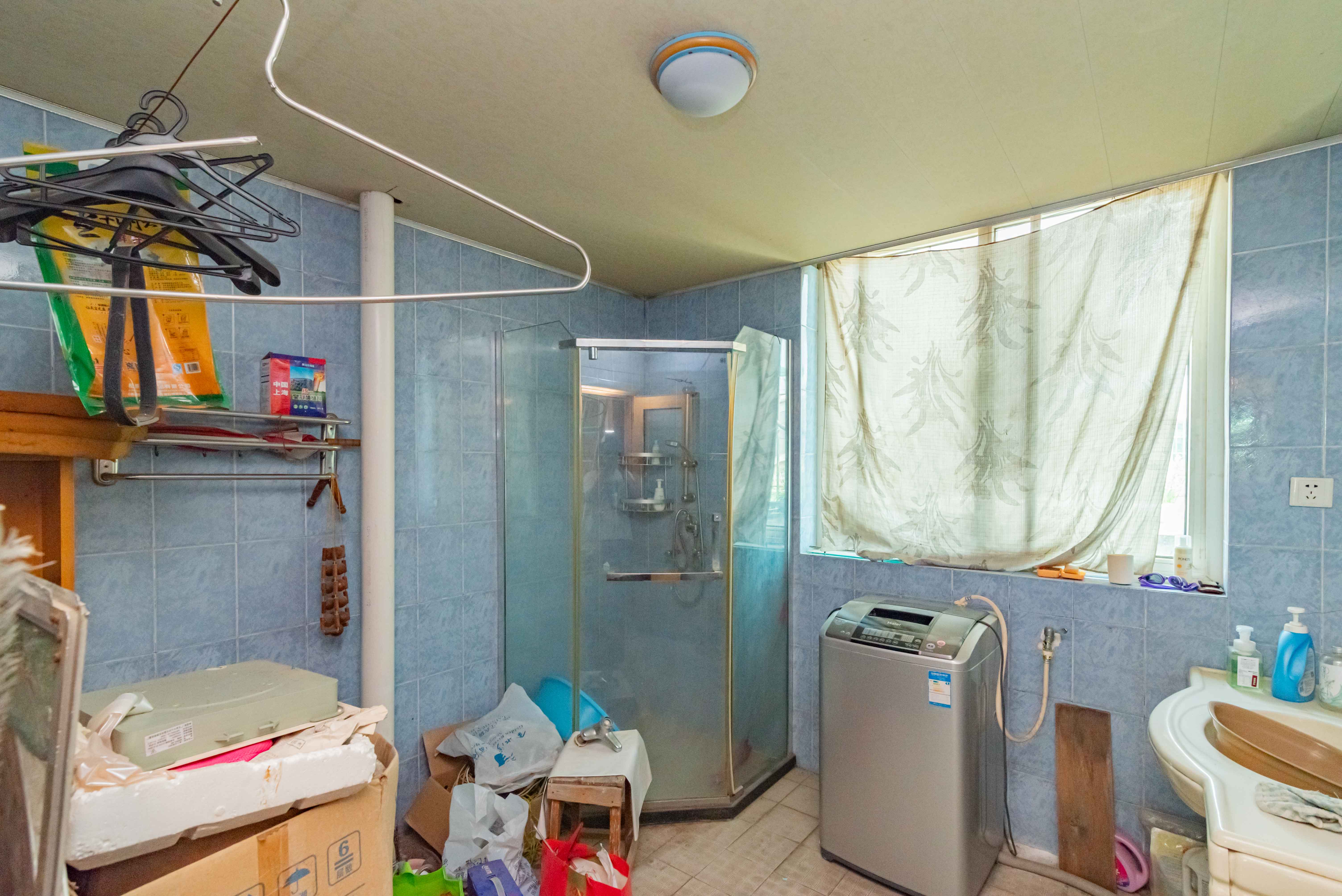 韵景商居  4室2厅3卫   106.00万其他