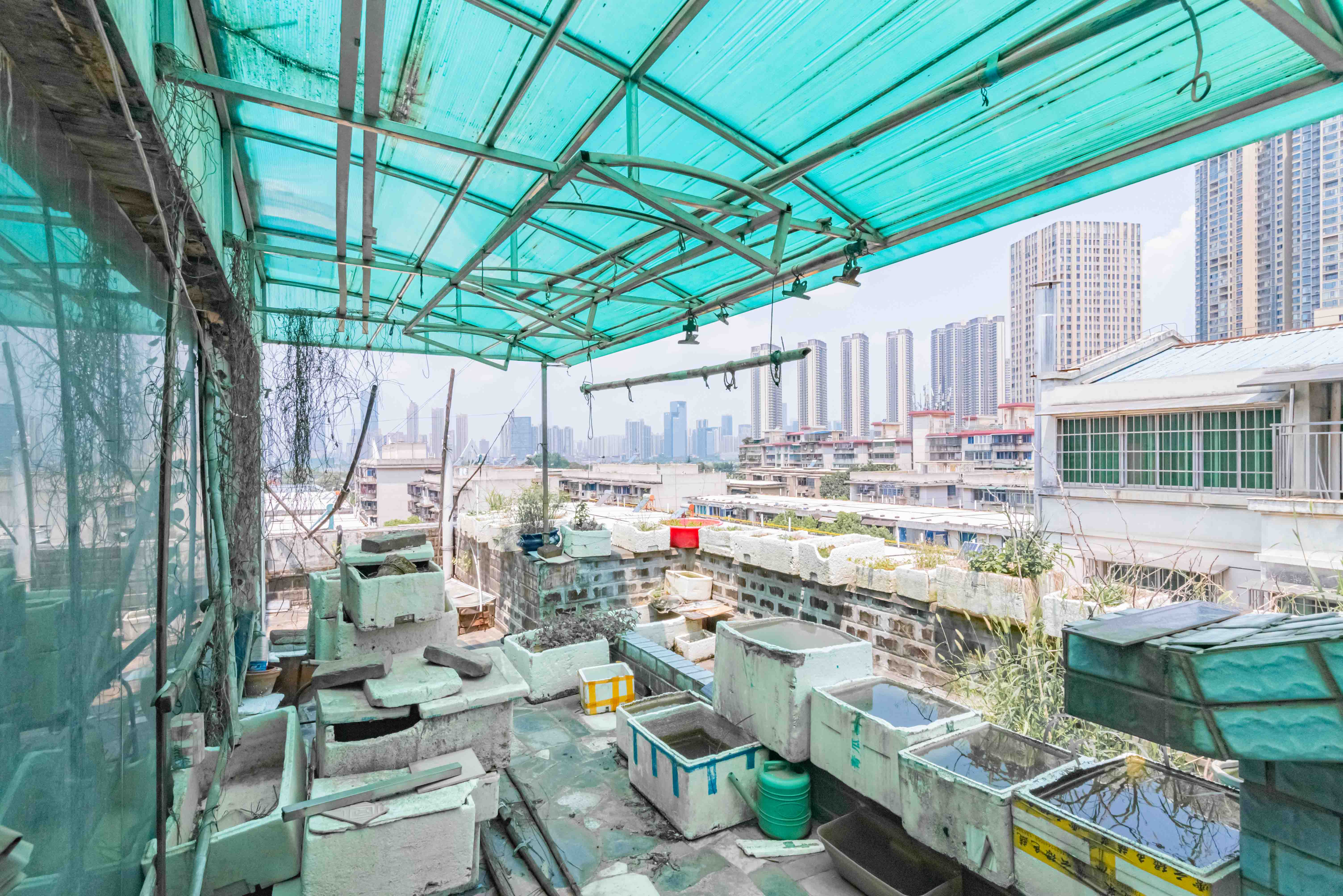 韵景商居  4室2厅3卫   106.00万阳台