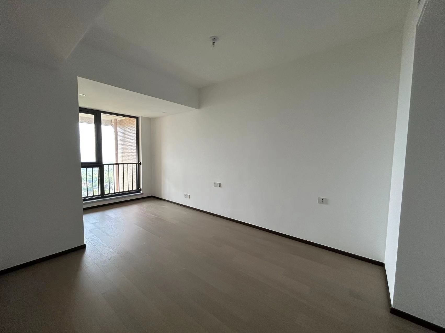 晋合湘水湾六期 4室2厅1卫 513.0万 晋合湘水湾六期 4室2厅1卫 513.0万室内图