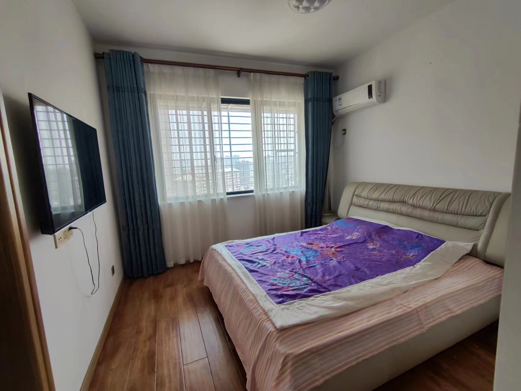 东信花园 3室1厅1卫 78.00万 东信花园 3室1厅1卫 78.00万客厅