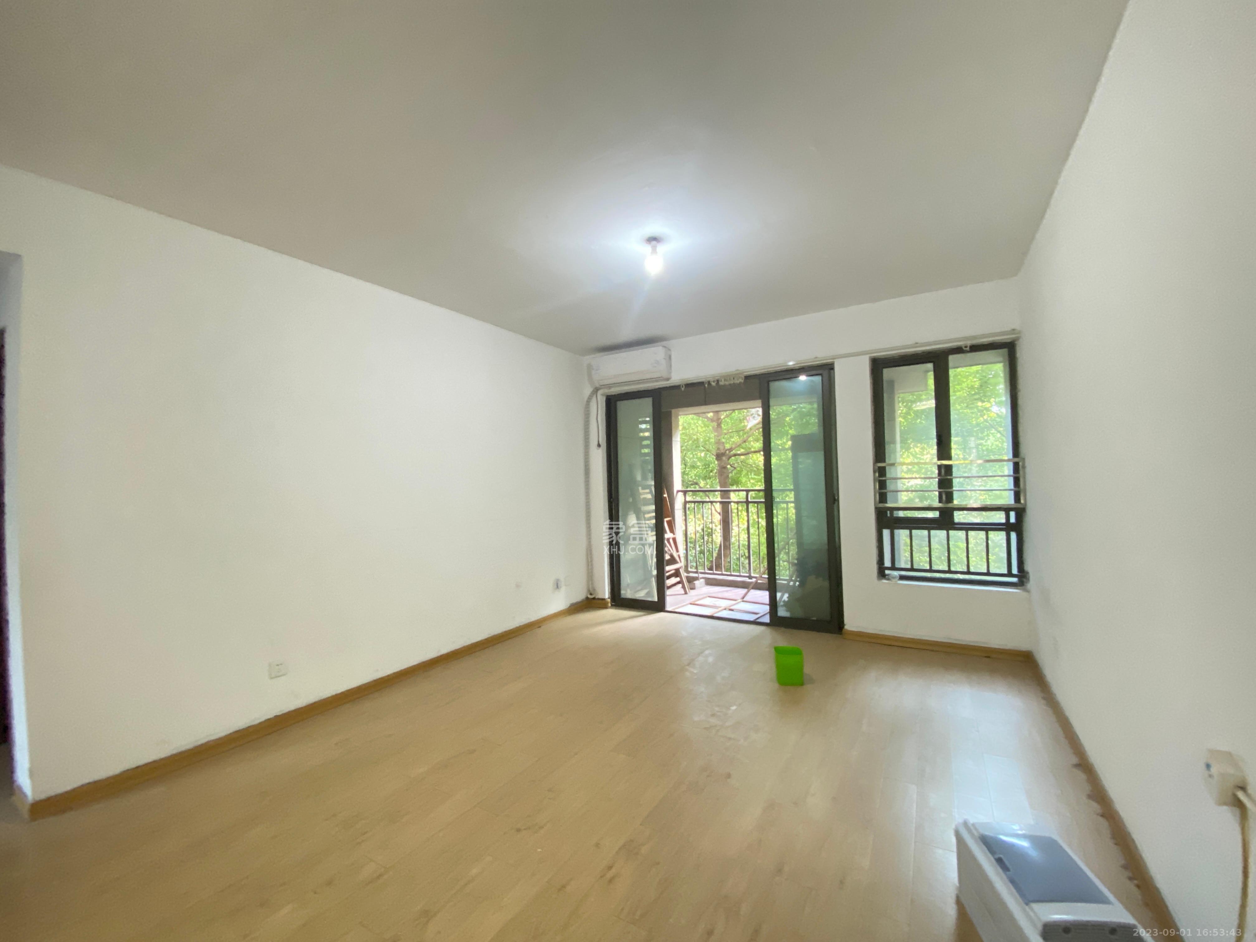 旭辉御府  3室2厅2卫   2600.00元/月室内图1