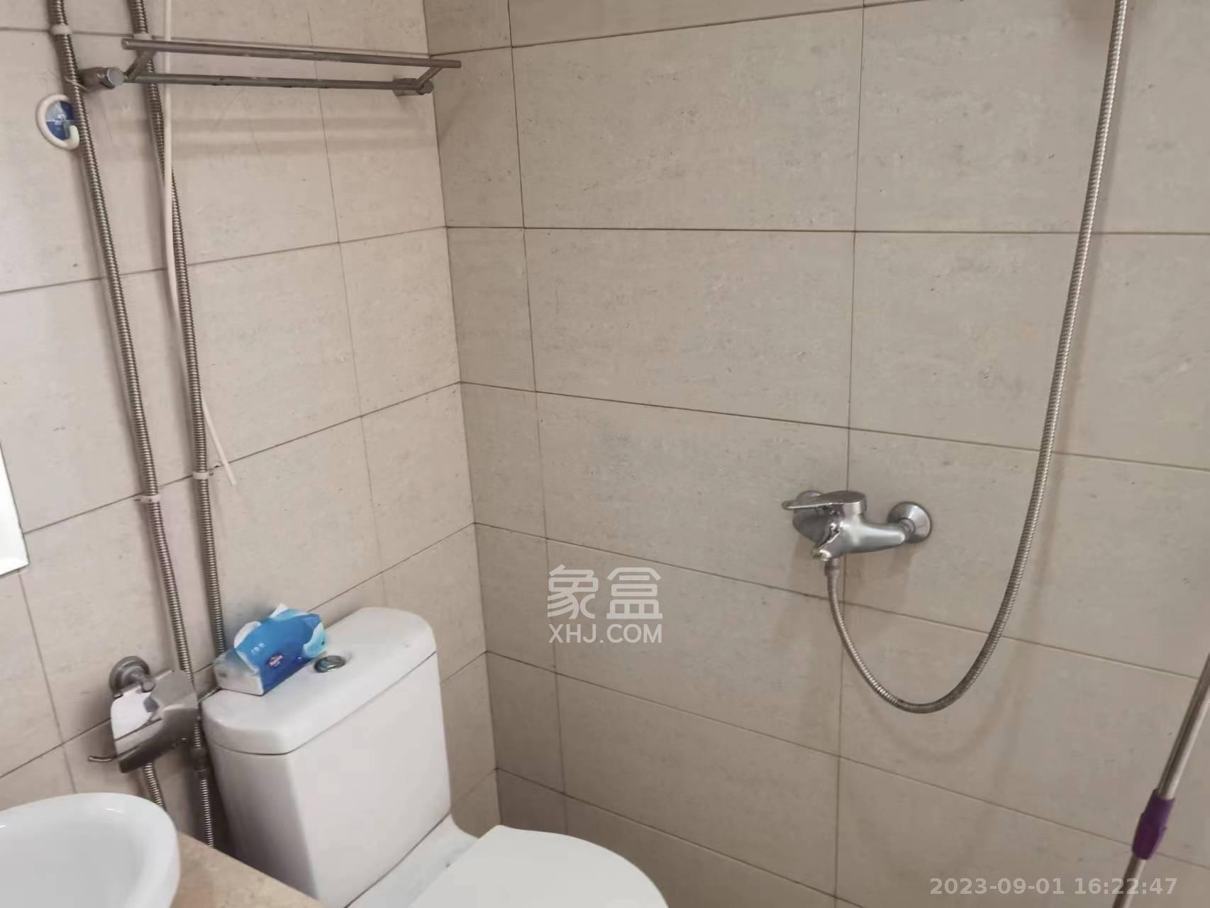 铂宫  1室1厅1卫   3200.00元/月室内图