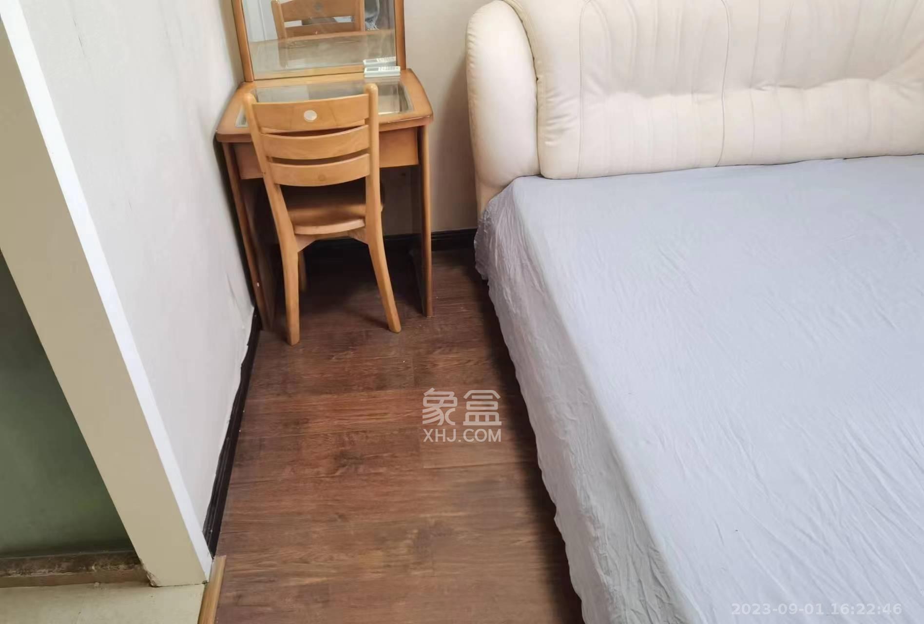 铂宫  1室1厅1卫   3200.00元/月室内图