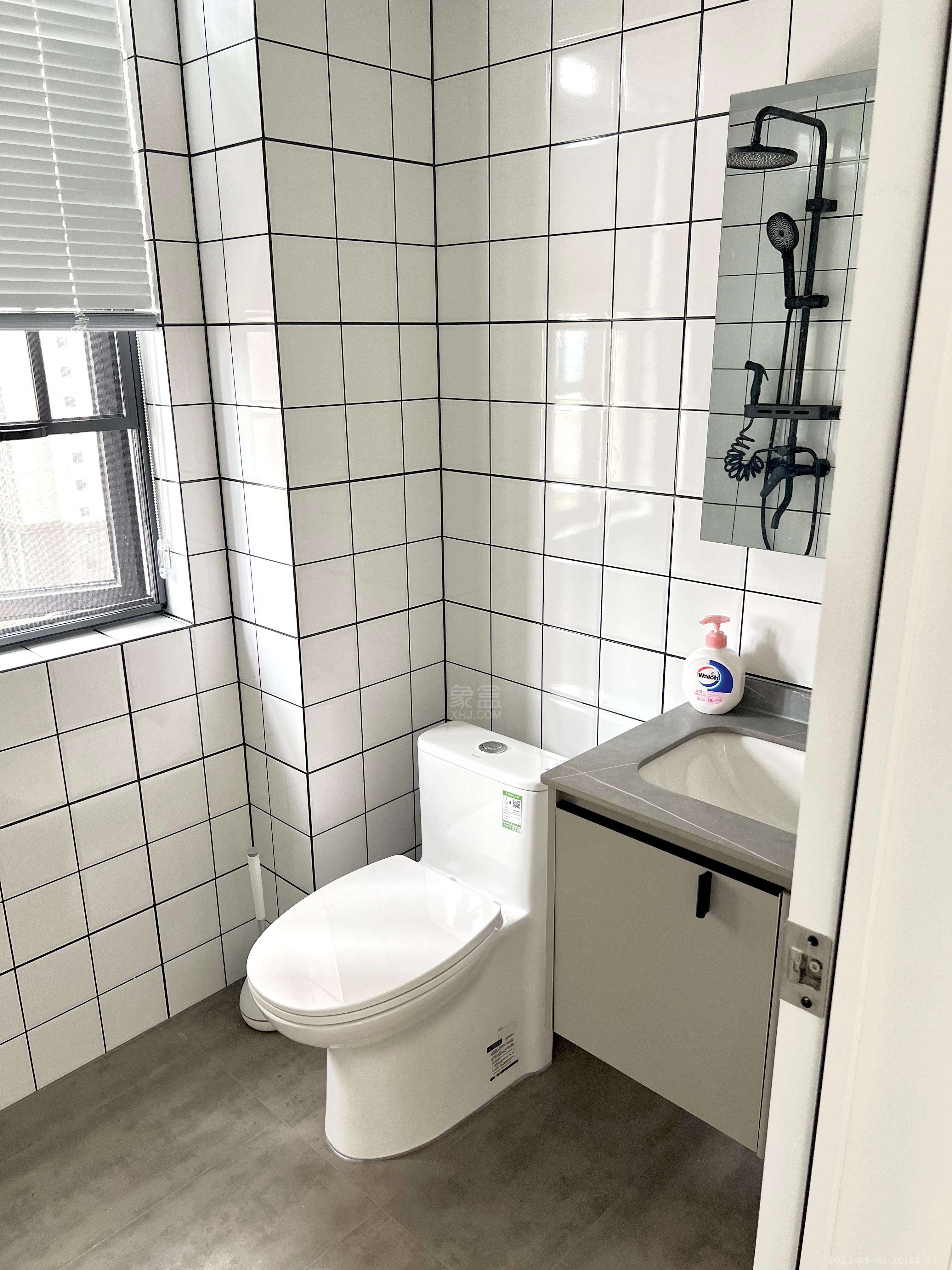 山水豪庭  2室2厅1卫   2200.00元/月室内图