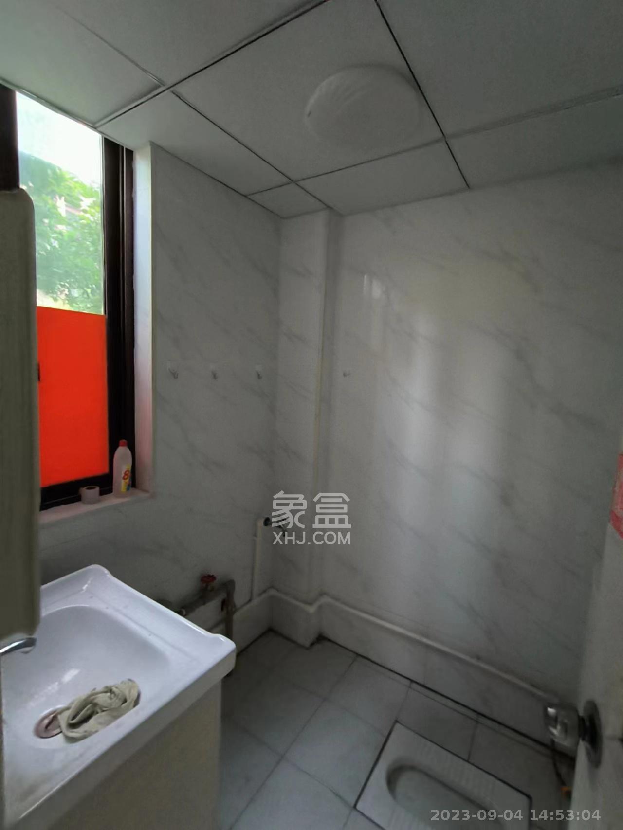 东方美地   50.0㎡     7000.00元/月室内图
