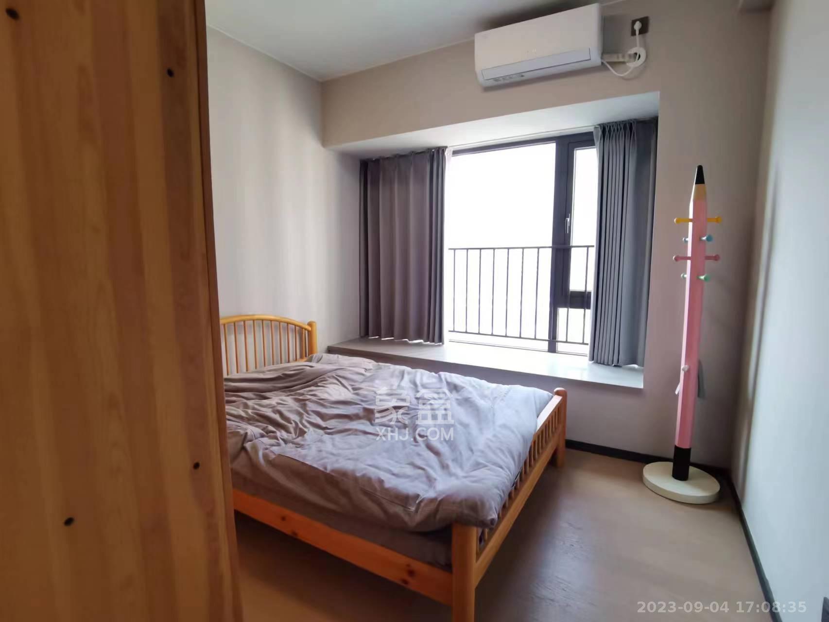 时代梅溪领峰  4室2厅3卫   5600.00元/月室内图