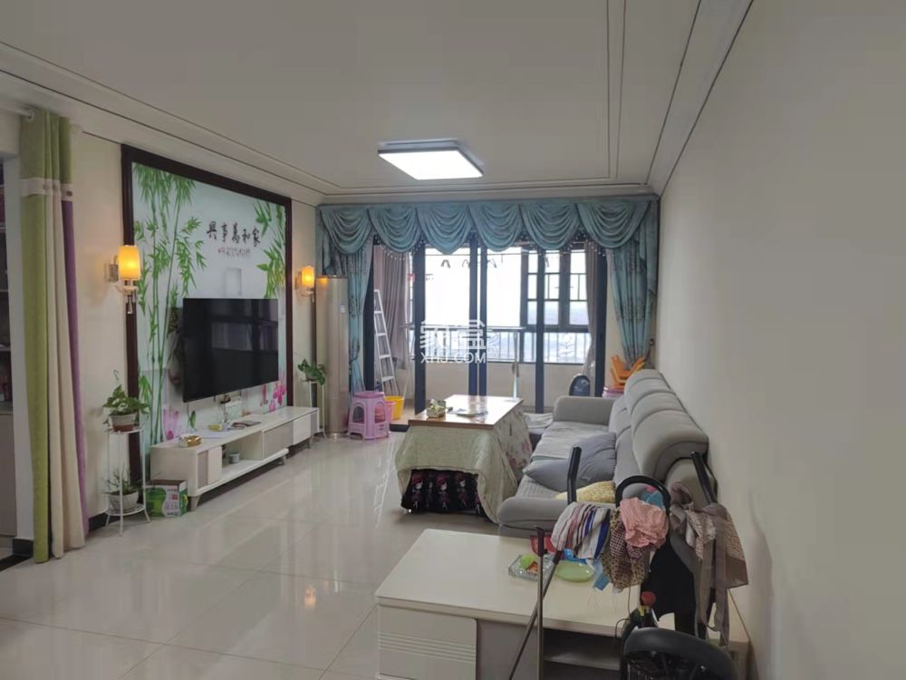 恒大绿洲  3室2厅1卫   2500.00元/月室内图