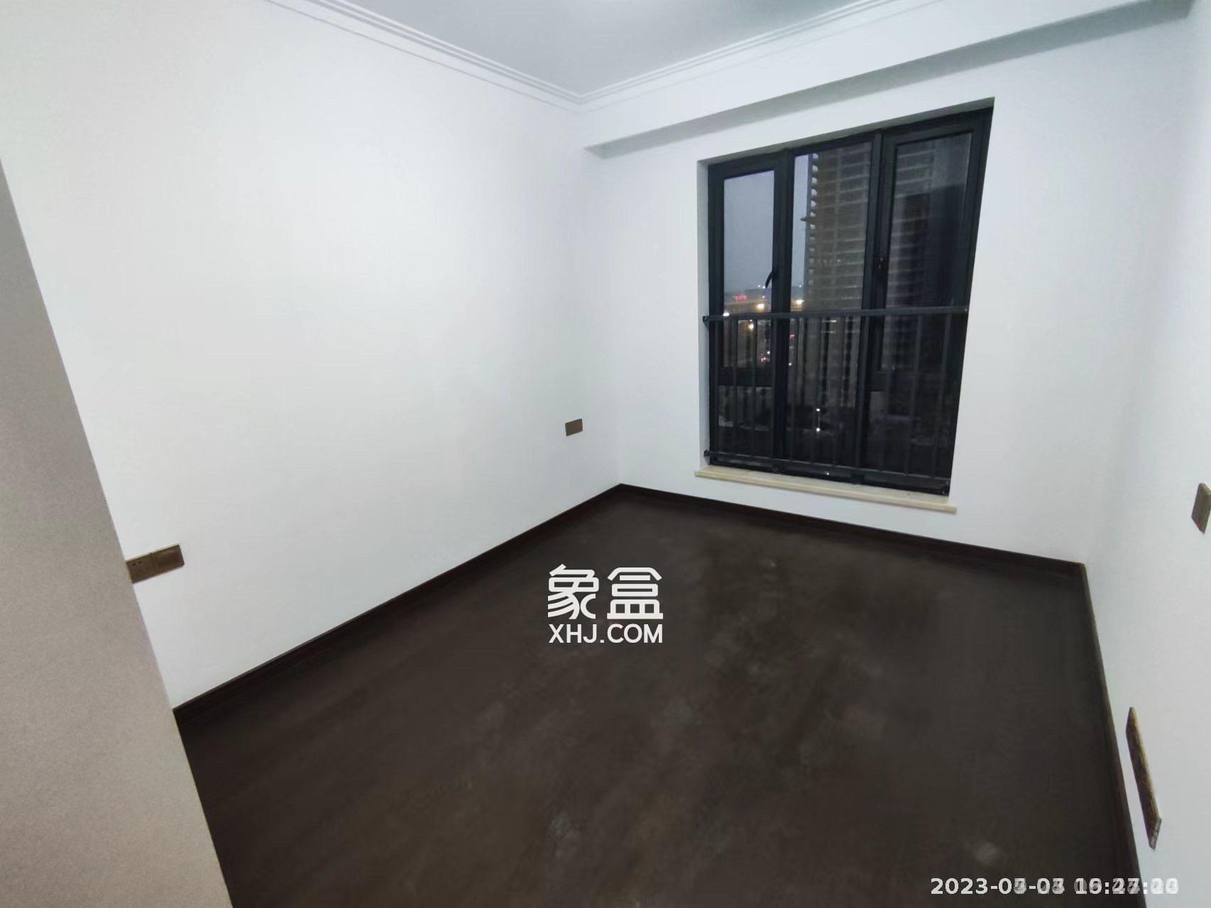 绿地长沙城际空间站（绿地新里佳苑）  4室2厅2卫    4500.0元/月室内图