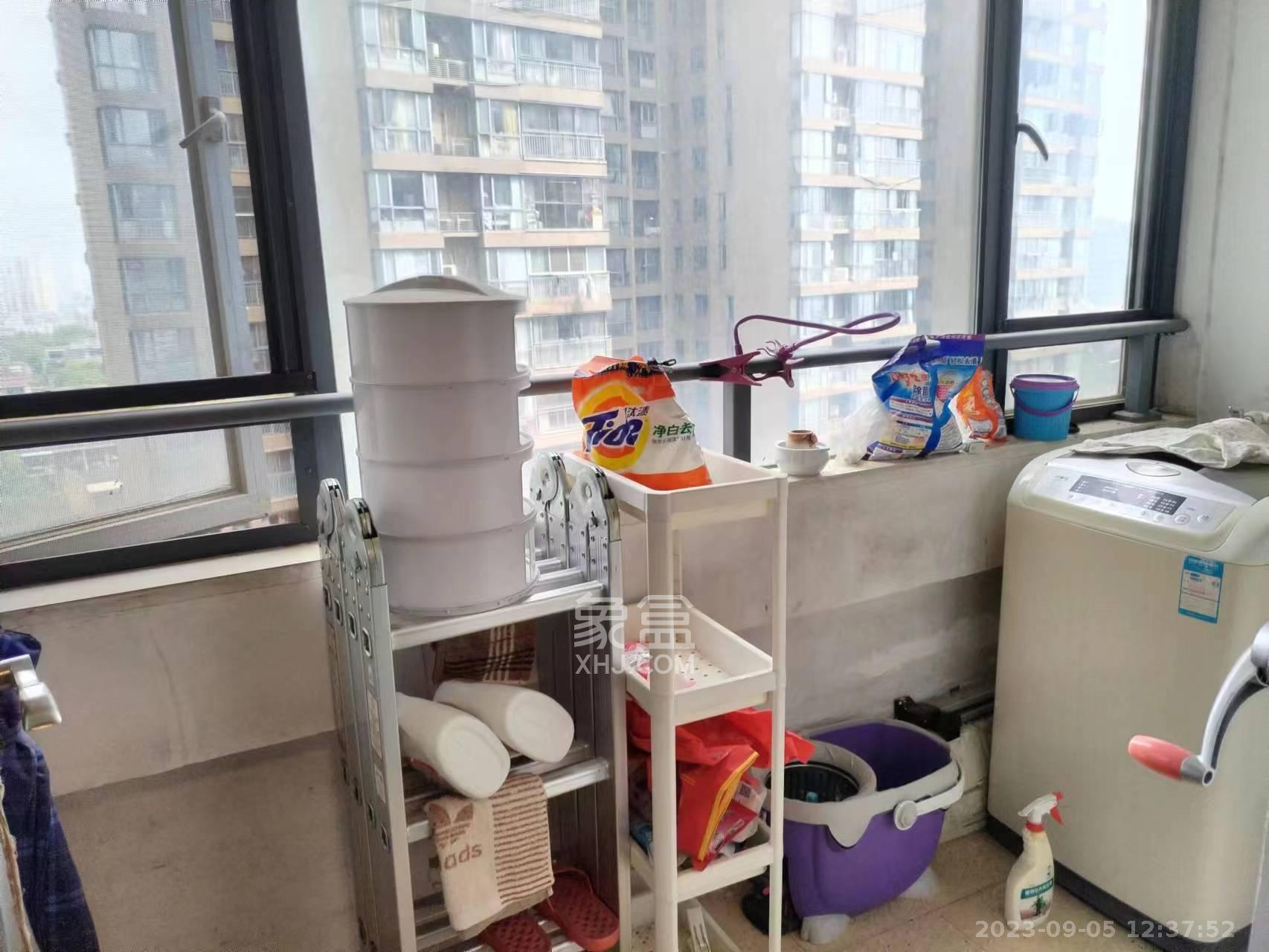 万博汇  1室1厅1卫   2100.00元/月室内图