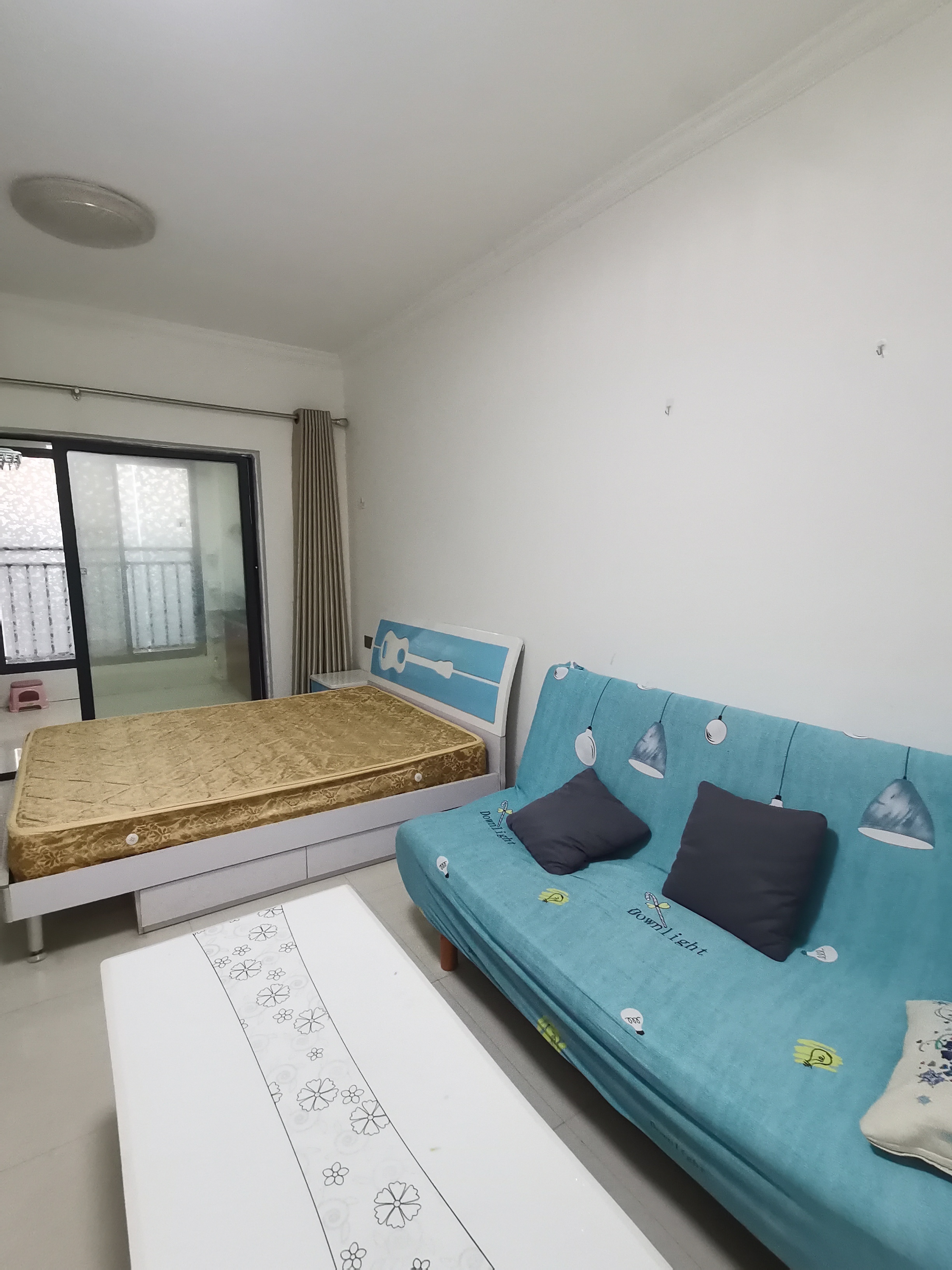 中建国际大厦  1室1厅1卫   1300.00元/月室内图