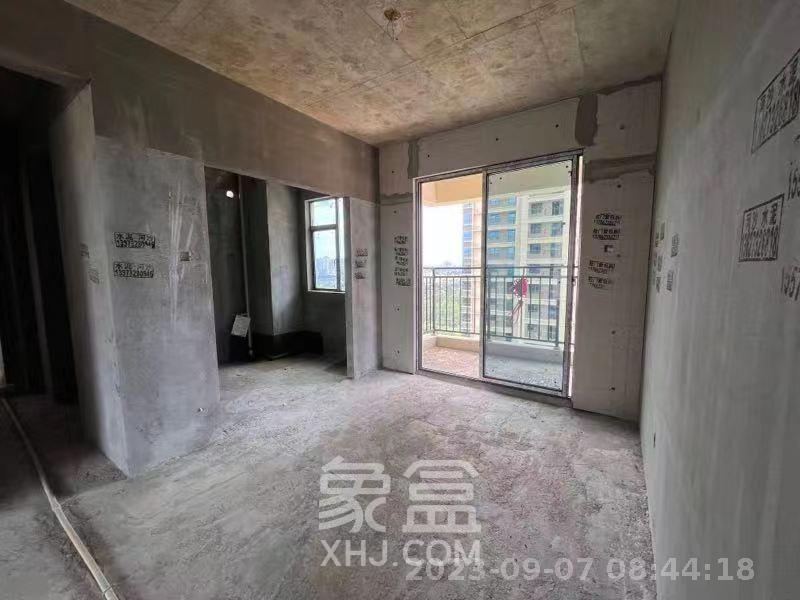 大汉龙云台  4室2厅2卫   1500.00元/月