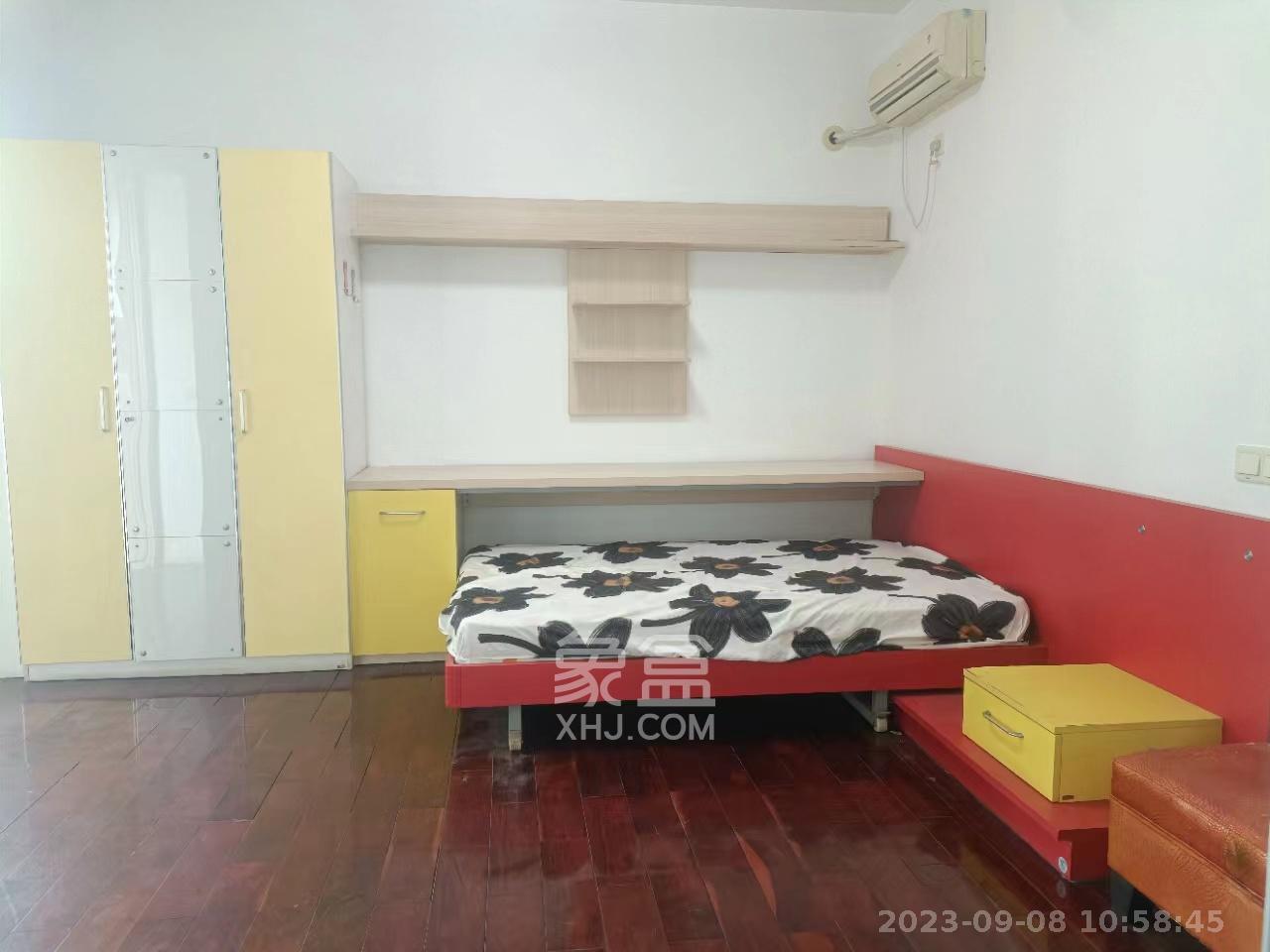先福村住宅楼（移动公司宿舍）  4室2厅2卫   3600.00元/月室内图