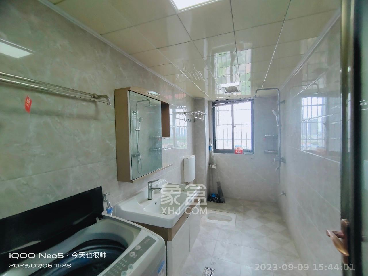 丰源国际  3室2厅2卫   2300.00元/月室内图