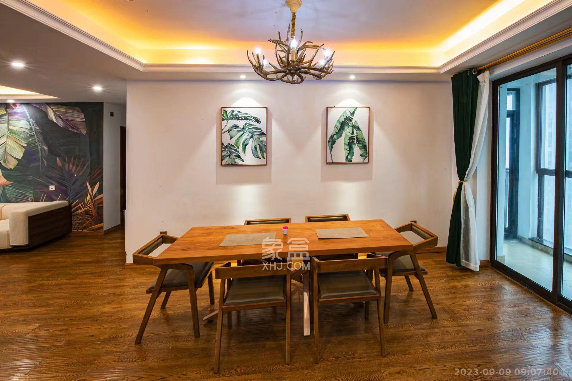 世茂外滩里（世茂铂翠湾三期）  4室2厅3卫    8000.0元/月室内图