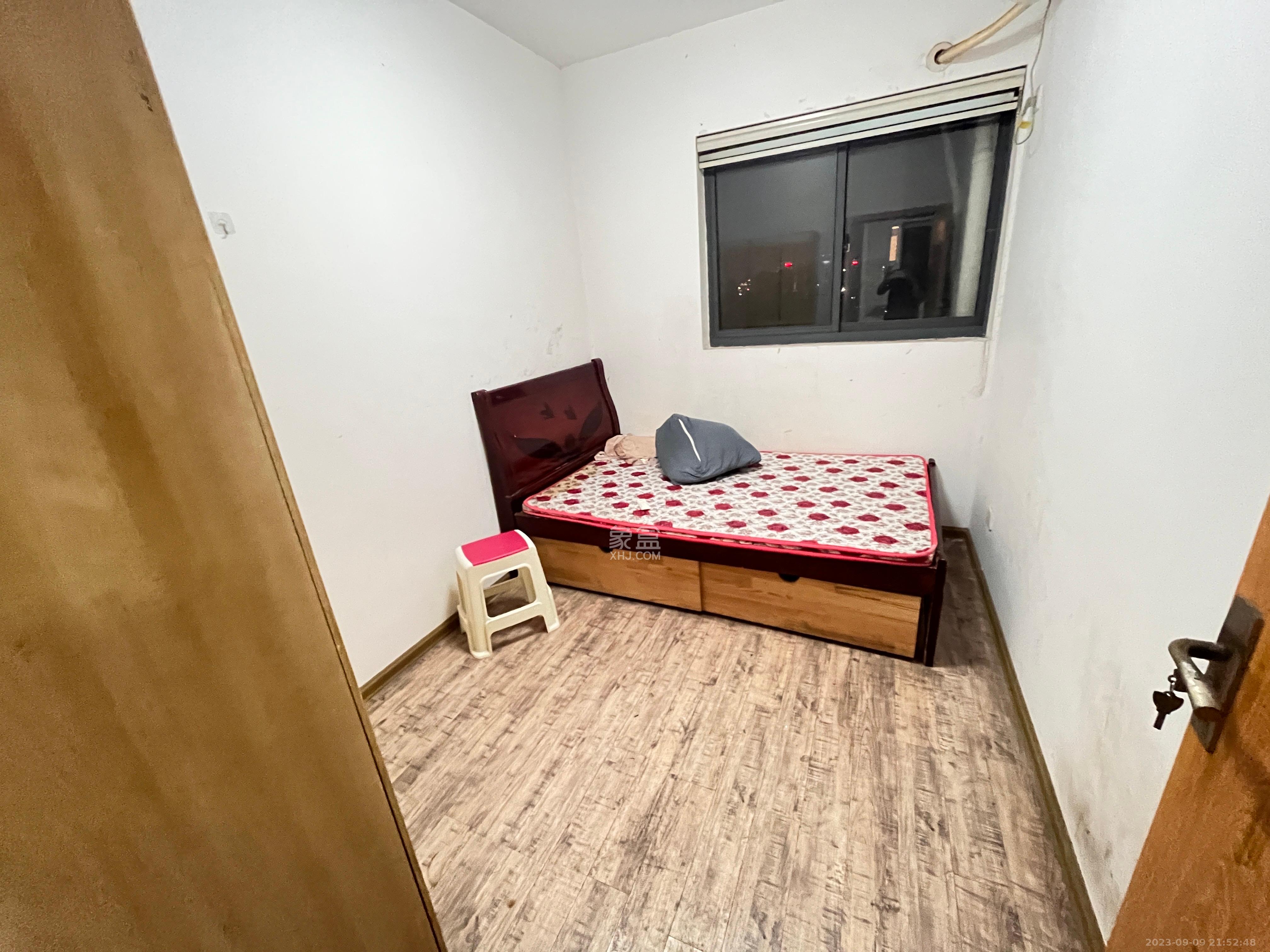 都市兰亭  4室2厅2卫   2800.00元/月室内图