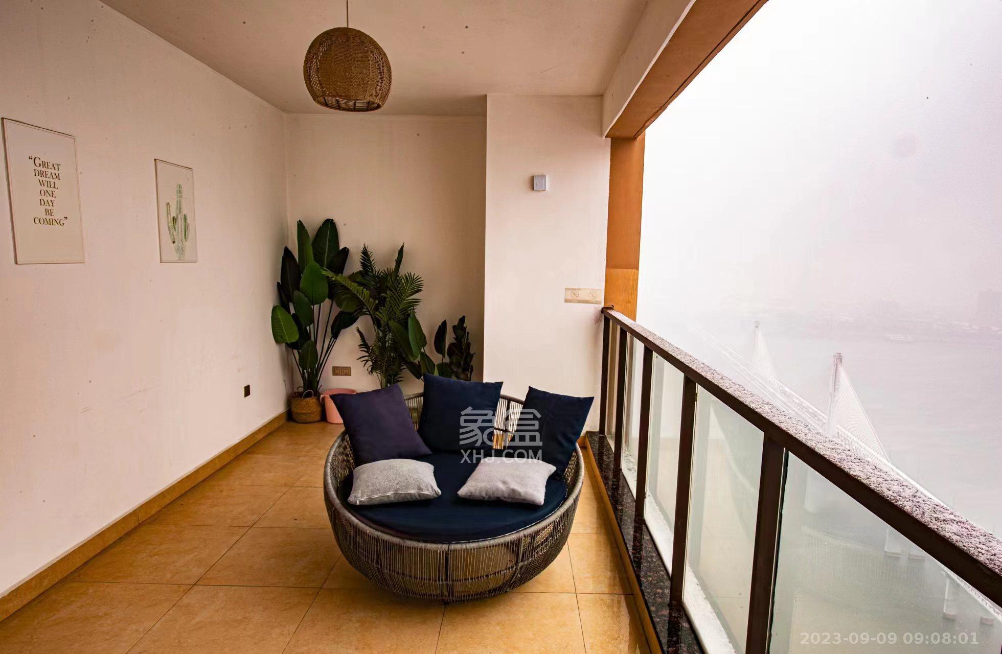 世茂外滩里（世茂铂翠湾三期）  4室2厅3卫    8000.0元/月室内图