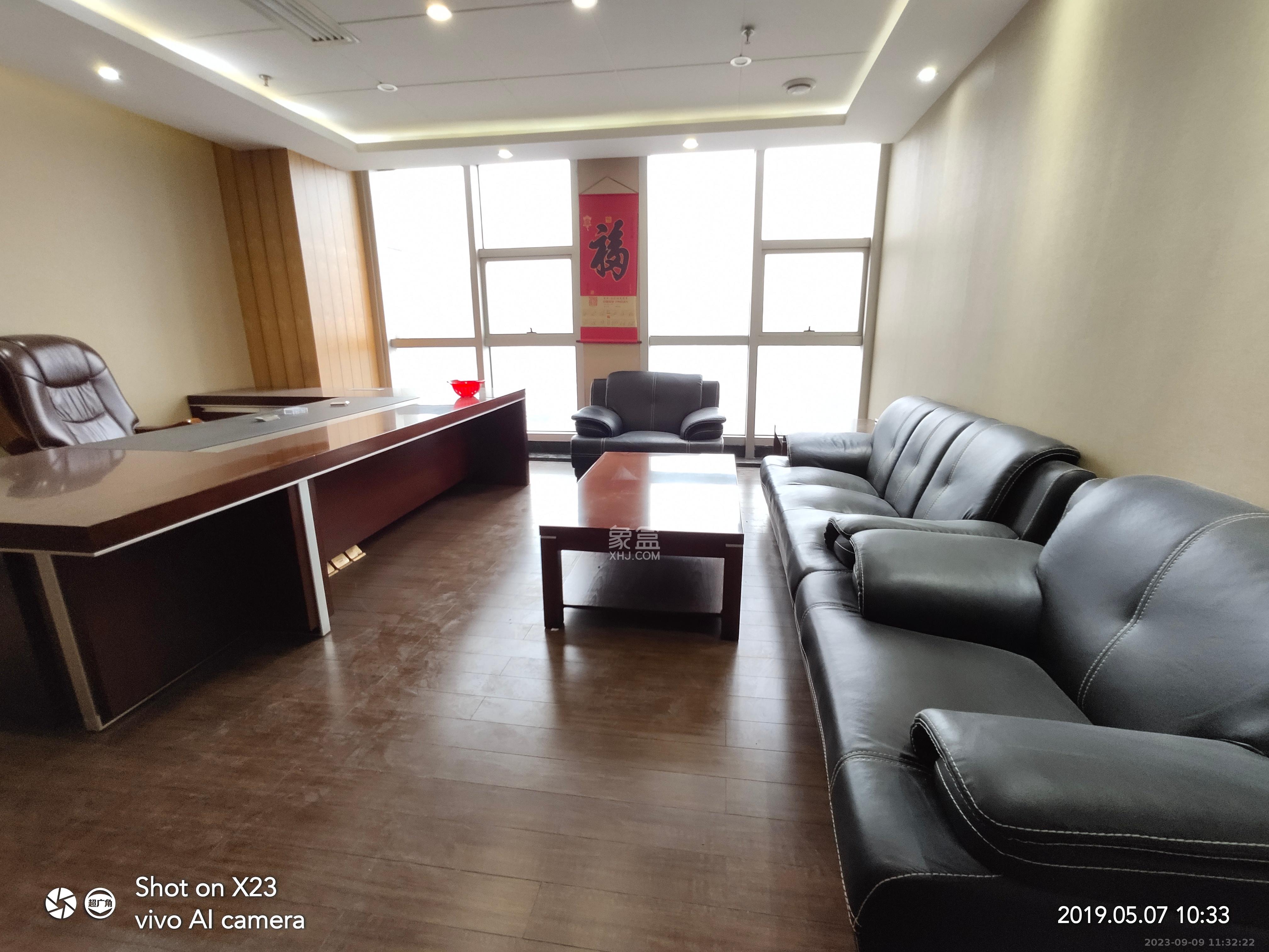 华晨双帆国际  6室2厅2卫   17000.00元/月室内图