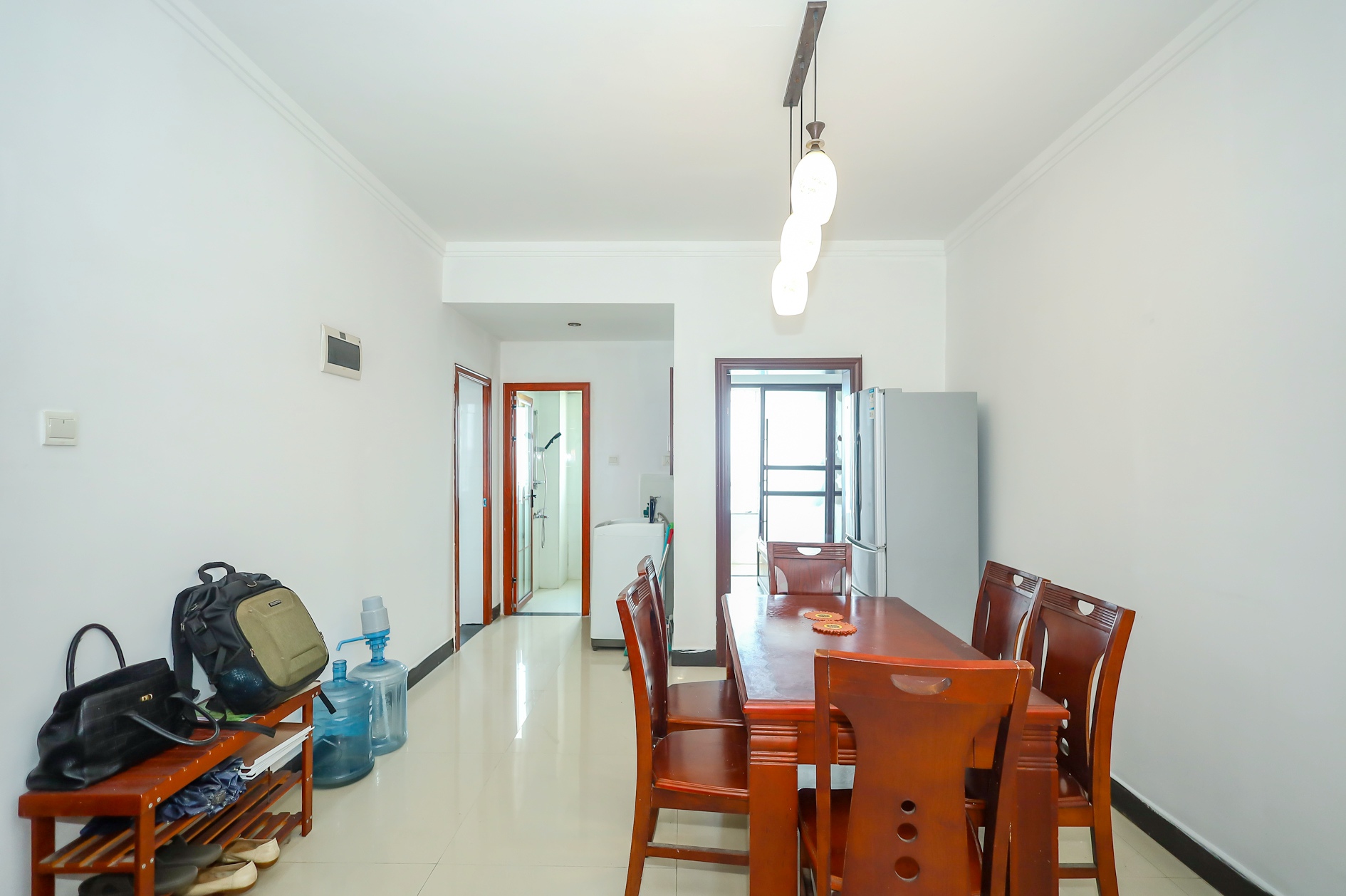 楚天馨苑  3室2厅2卫    66.8万 楚天馨苑  3室2厅2卫    66.8万客厅