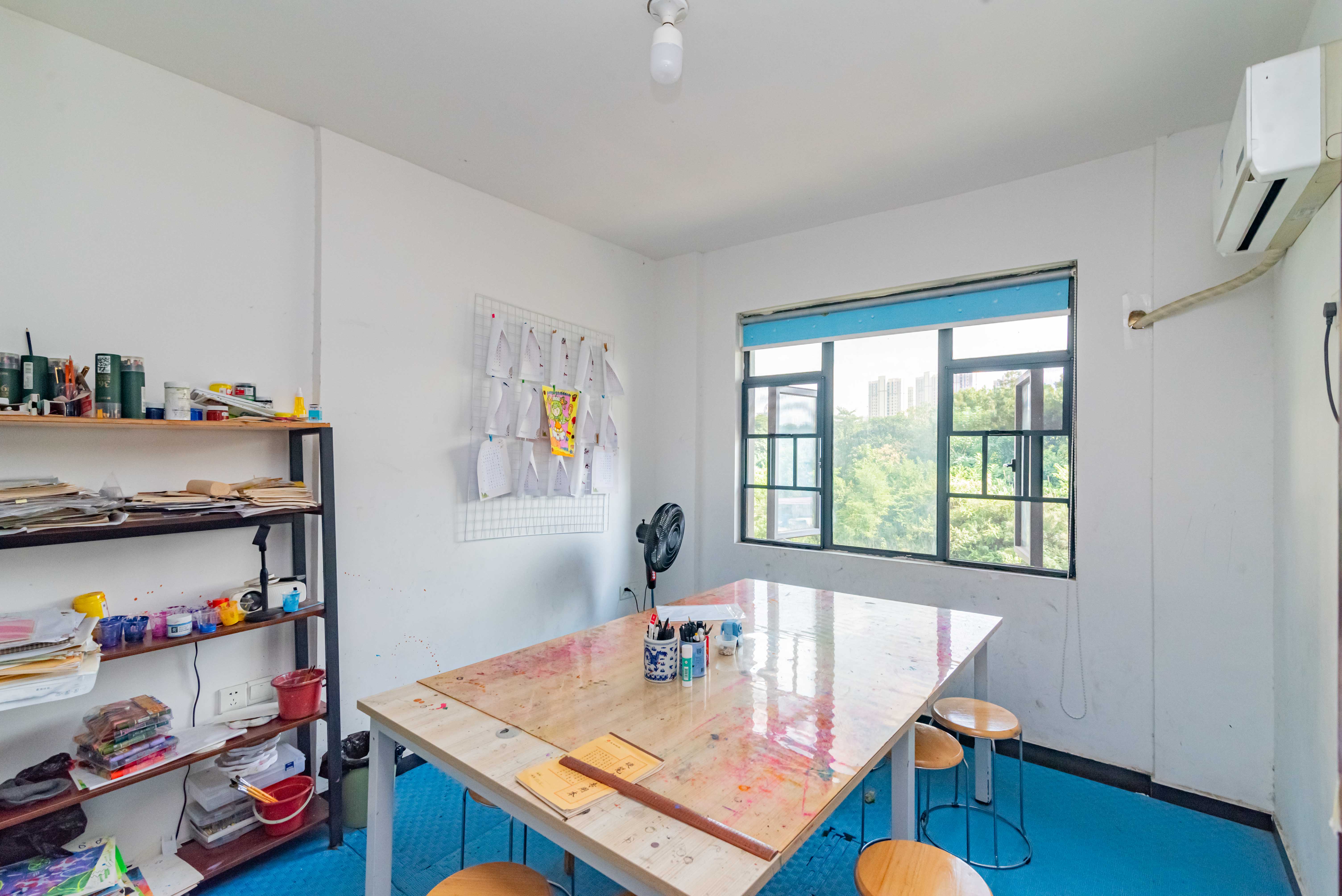 悦湖山 4室2厅2卫 67.0万 悦湖山 4室2厅2卫 67.0万卧室