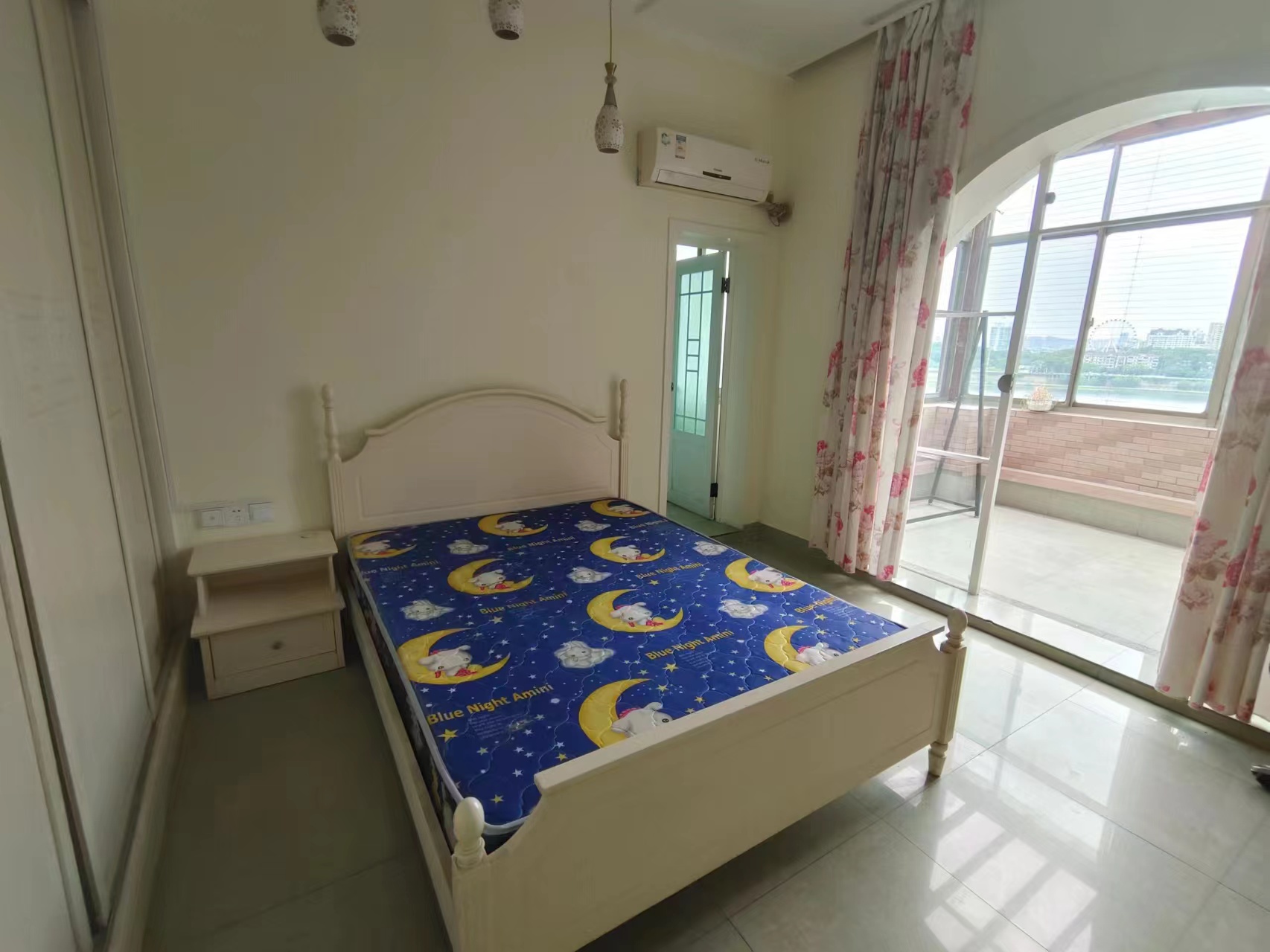 联谊怡沁园 3室2厅2卫 55.0万 联谊怡沁园 3室2厅2卫 55.0万室内图