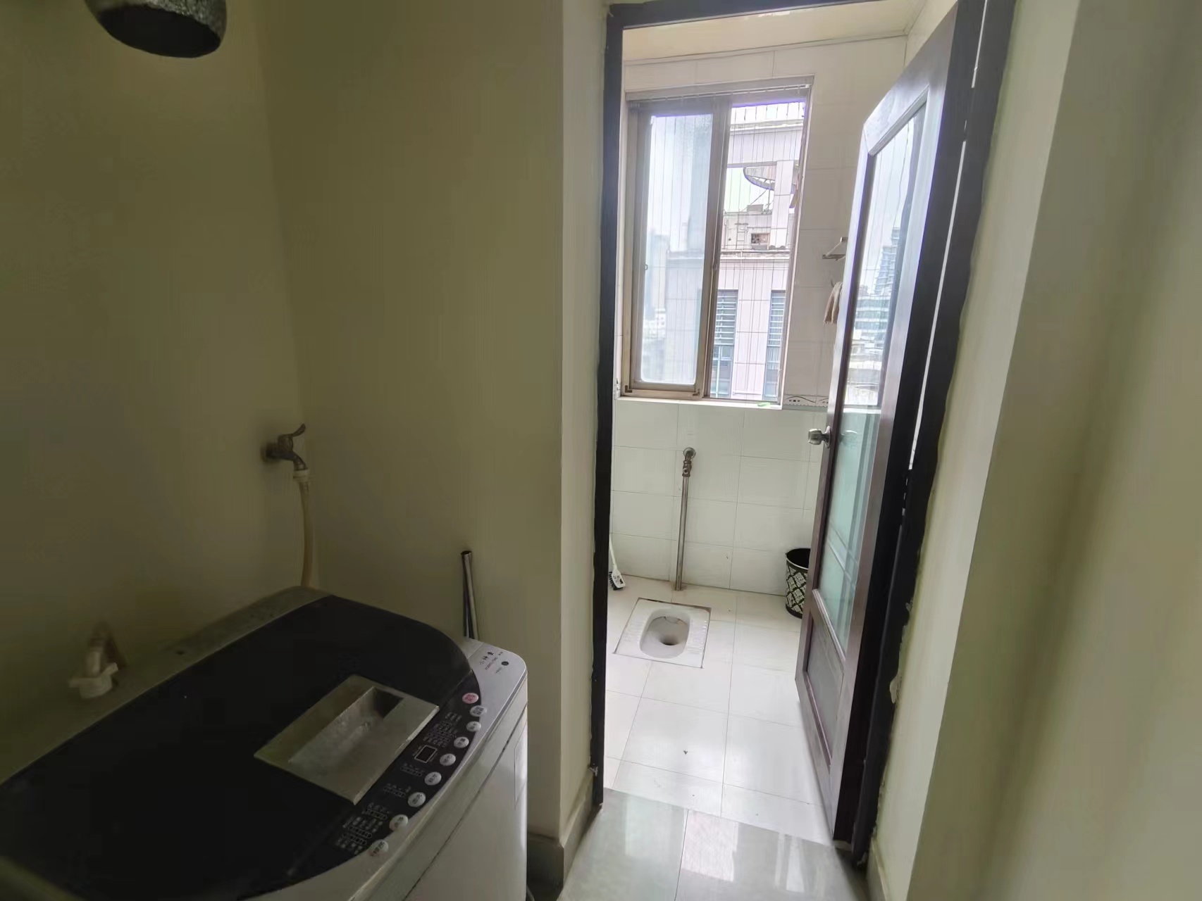 联谊怡沁园 3室2厅2卫 55.0万 联谊怡沁园 3室2厅2卫 55.0万室内图