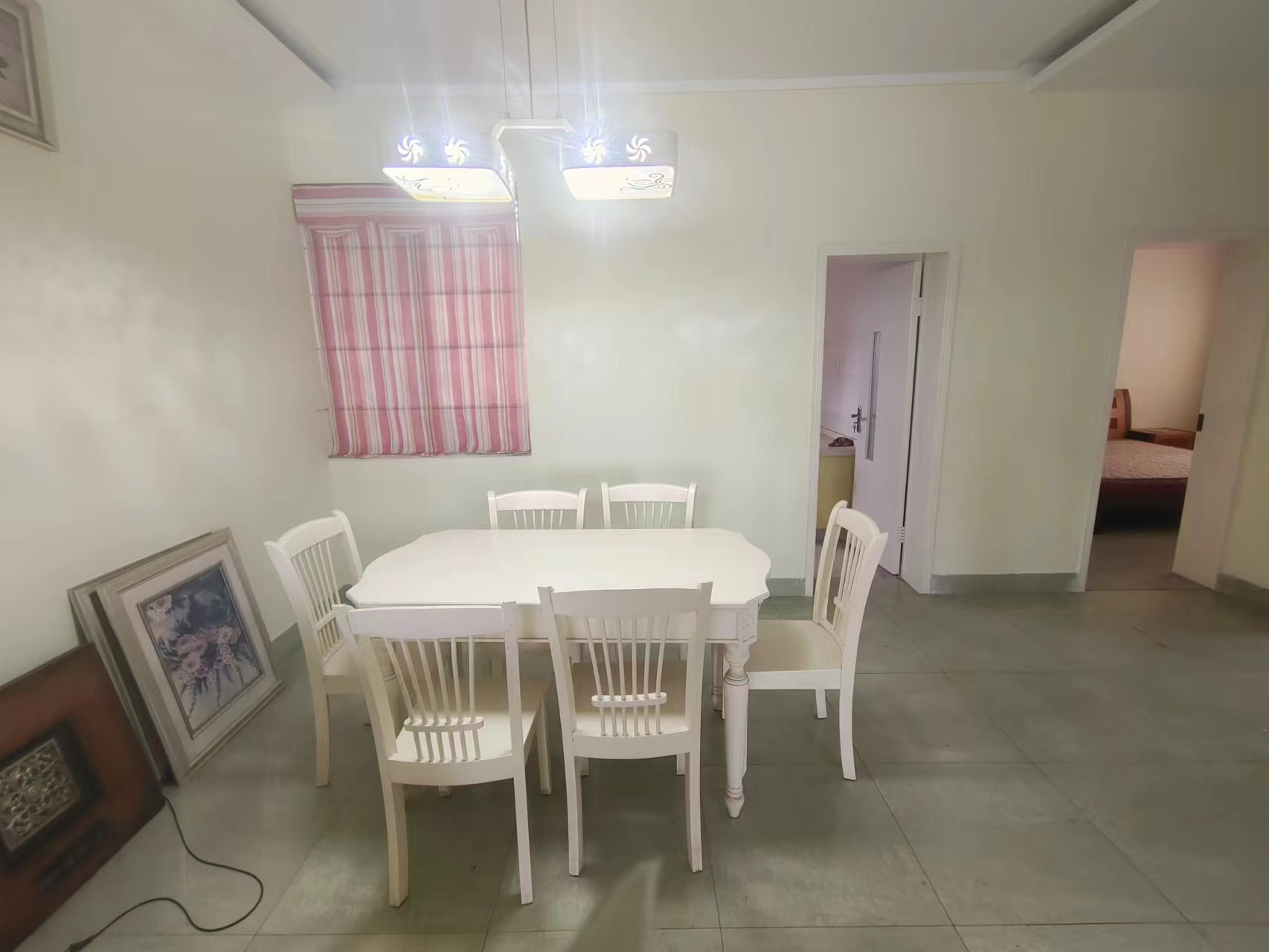 联谊怡沁园 3室2厅2卫 55.0万 联谊怡沁园 3室2厅2卫 55.0万室内图