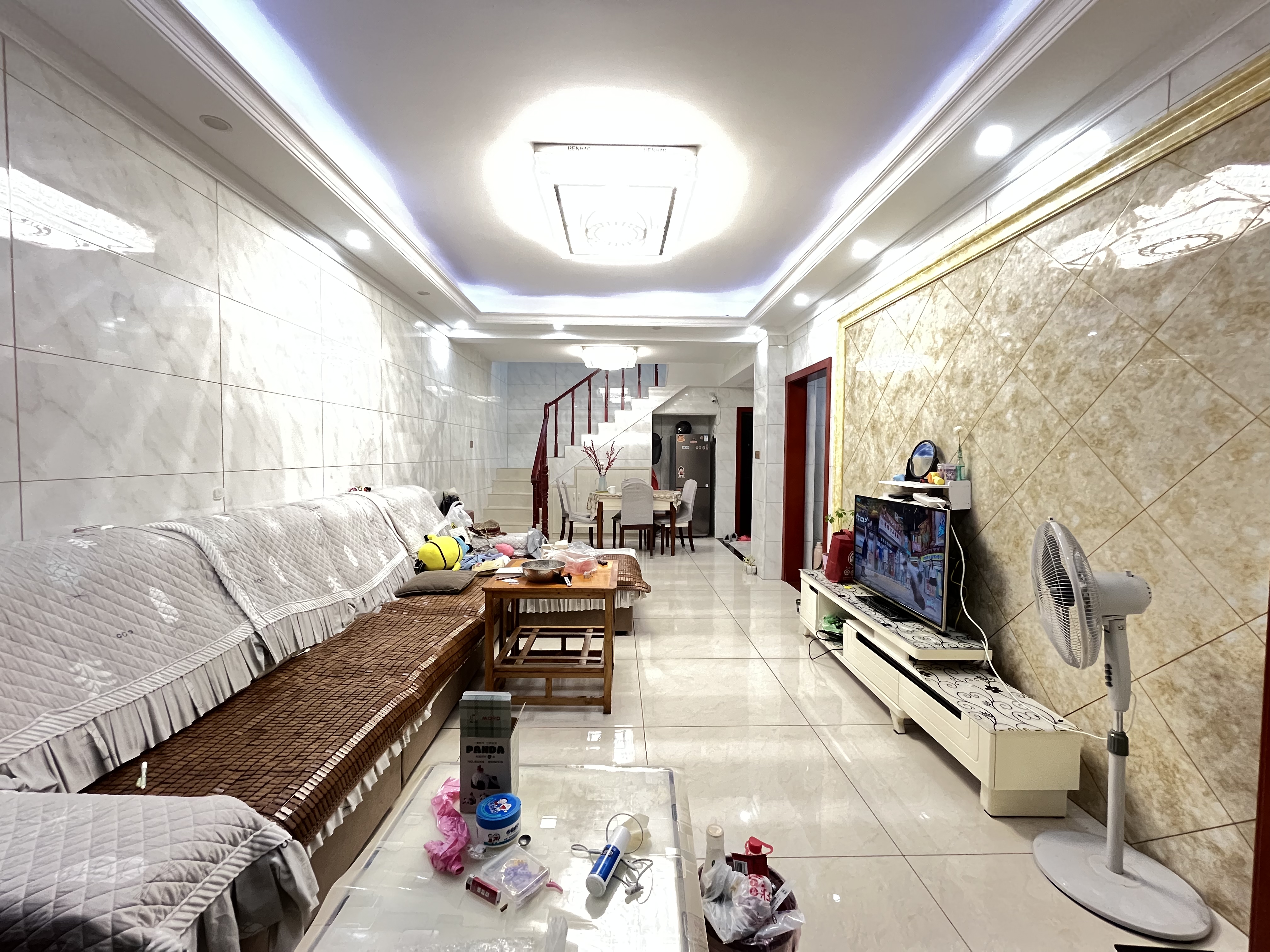 荷塘观邸 4室2厅2卫 78.8万 荷塘观邸 4室2厅2卫 78.8万室内图