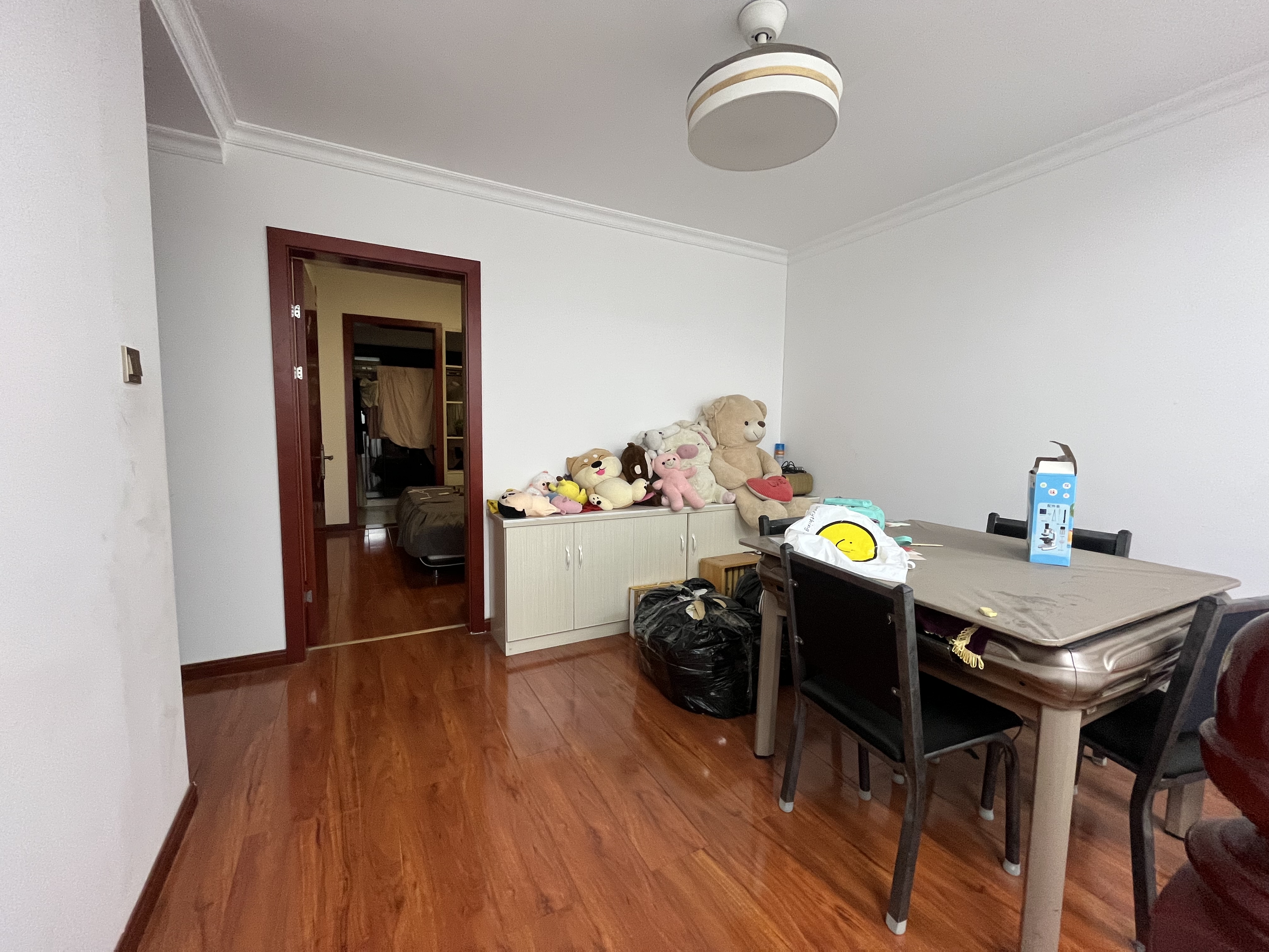 荷塘观邸 4室2厅2卫 78.8万 荷塘观邸 4室2厅2卫 78.8万室内图