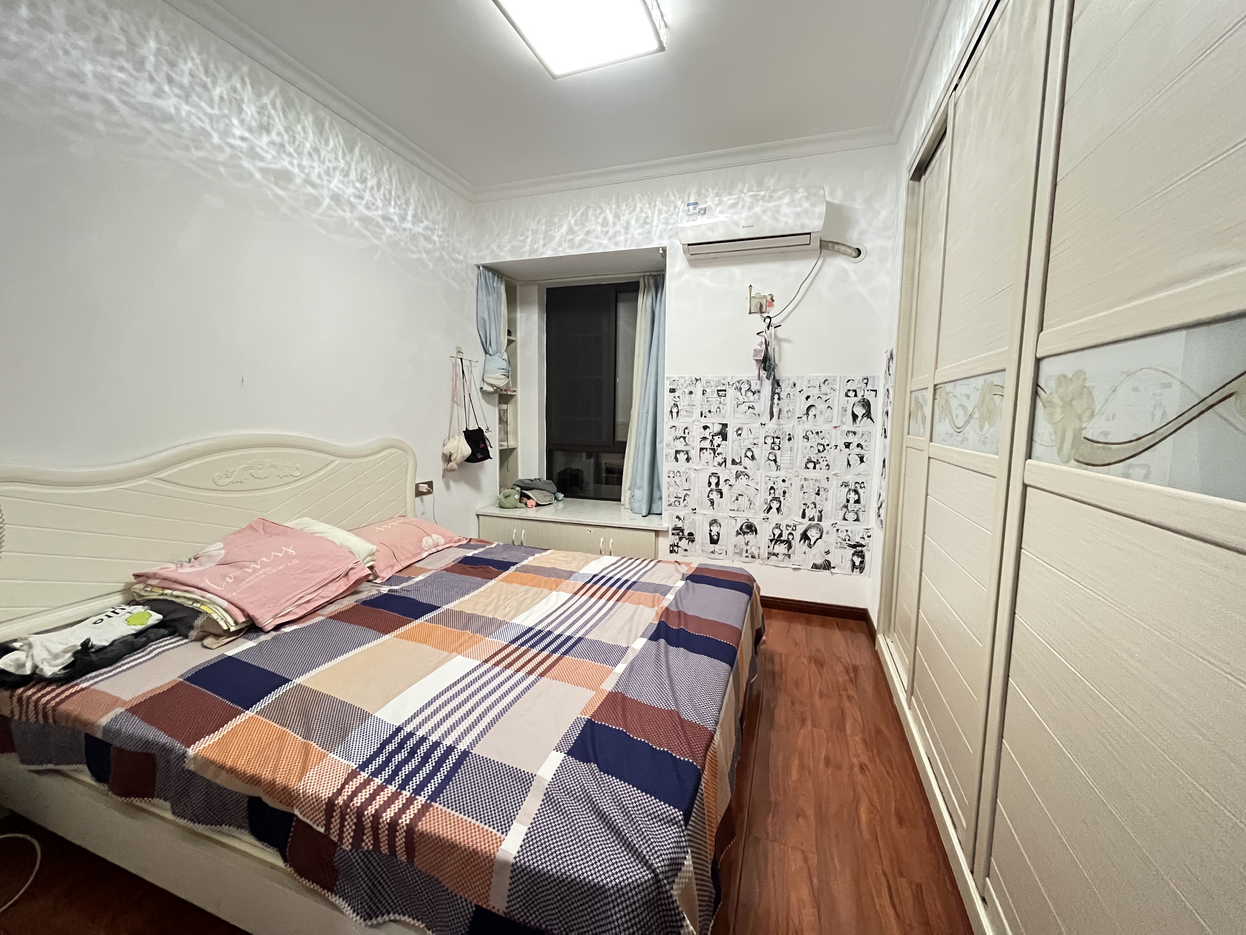 荷塘观邸 4室2厅2卫 78.8万 荷塘观邸 4室2厅2卫 78.8万室内图