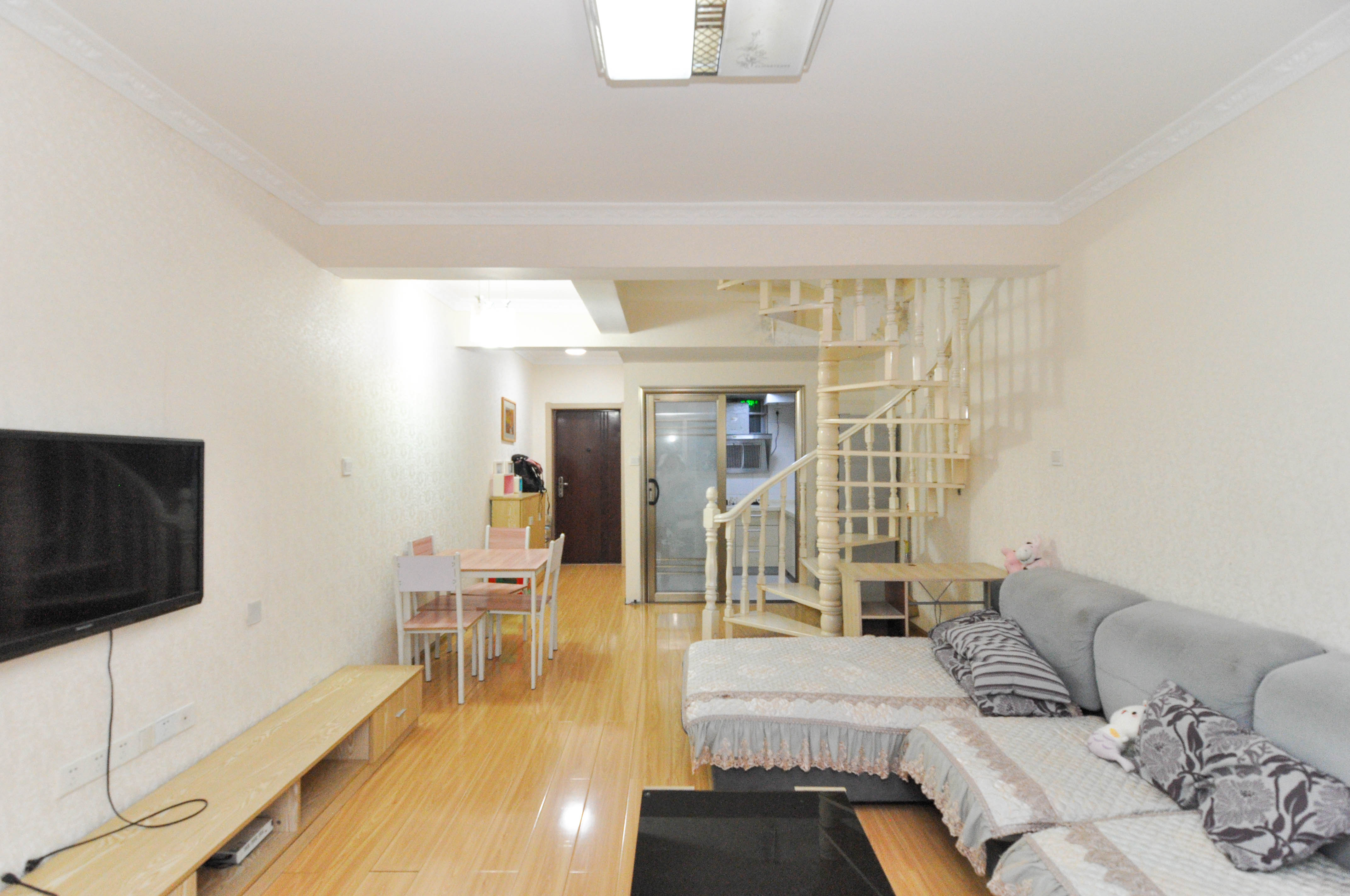 锦绣家园  2室2厅1卫    87.8万 锦绣家园  2室2厅1卫    87.8万客厅