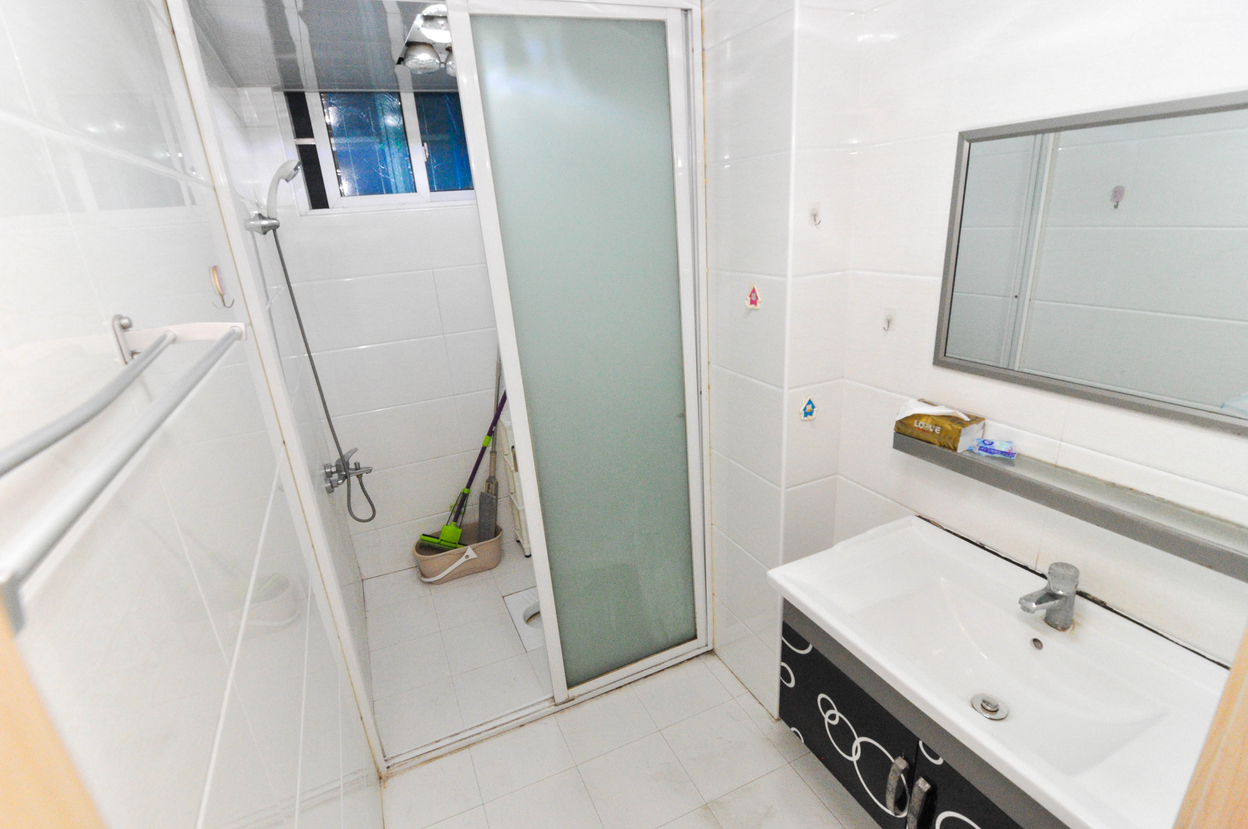 锦绣家园  2室2厅1卫    87.8万 锦绣家园  2室2厅1卫    87.8万卫生间