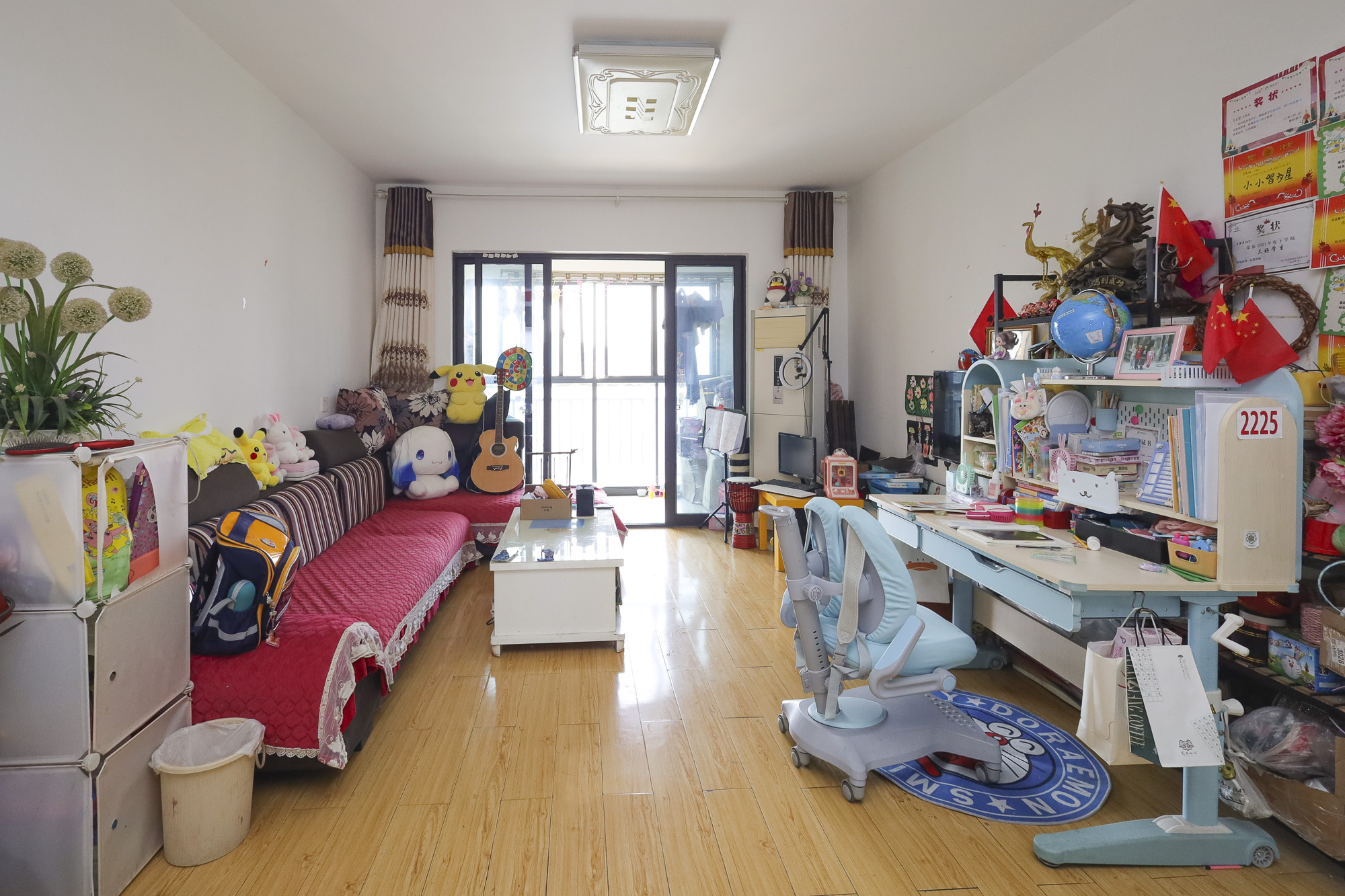 光明E城 3室2厅1厨2卫 136.00万