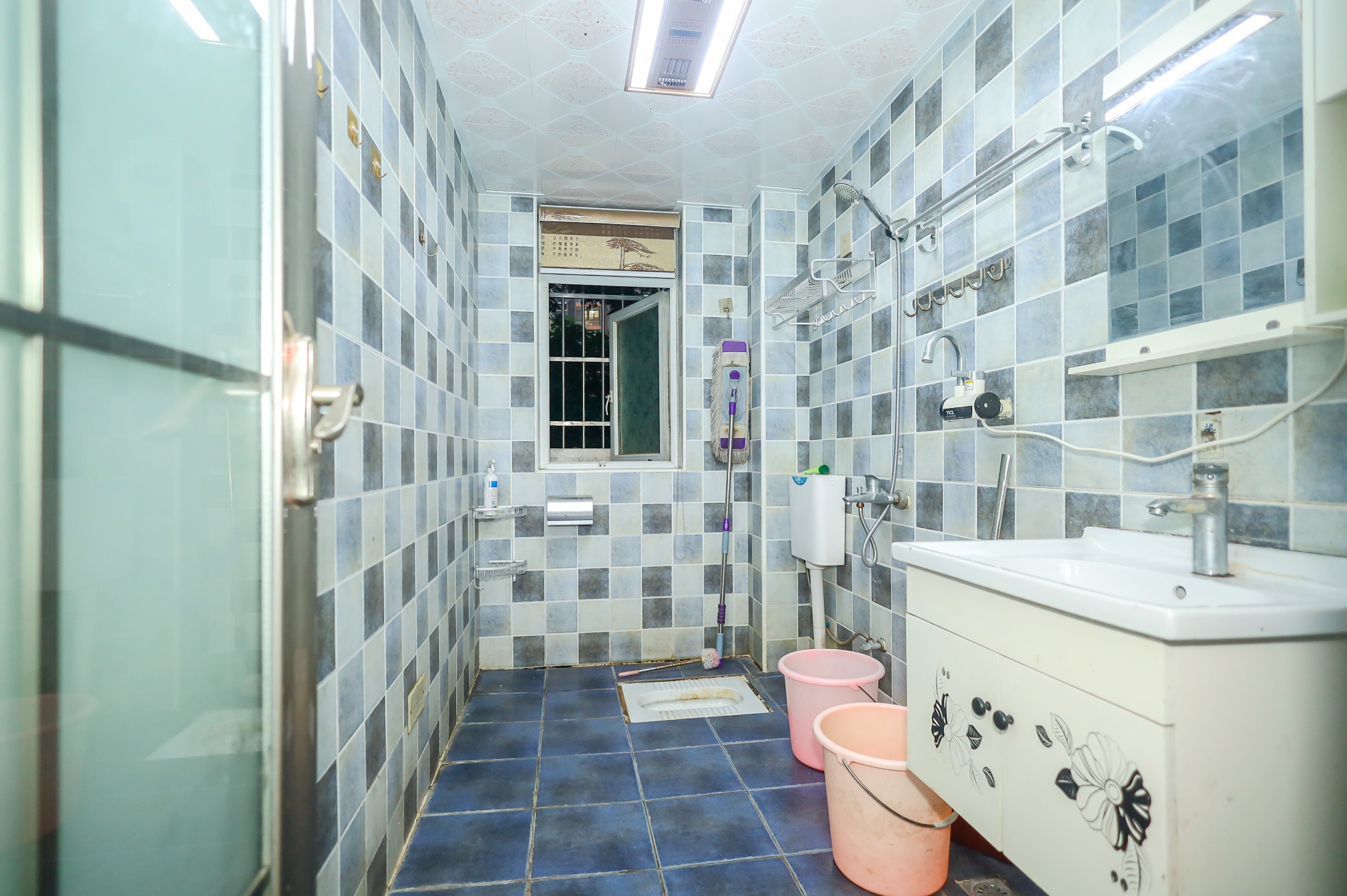 楚天世纪城东苑 3室2厅2卫 58.8万 楚天世纪城东苑 3室2厅2卫 58.8万卫生间